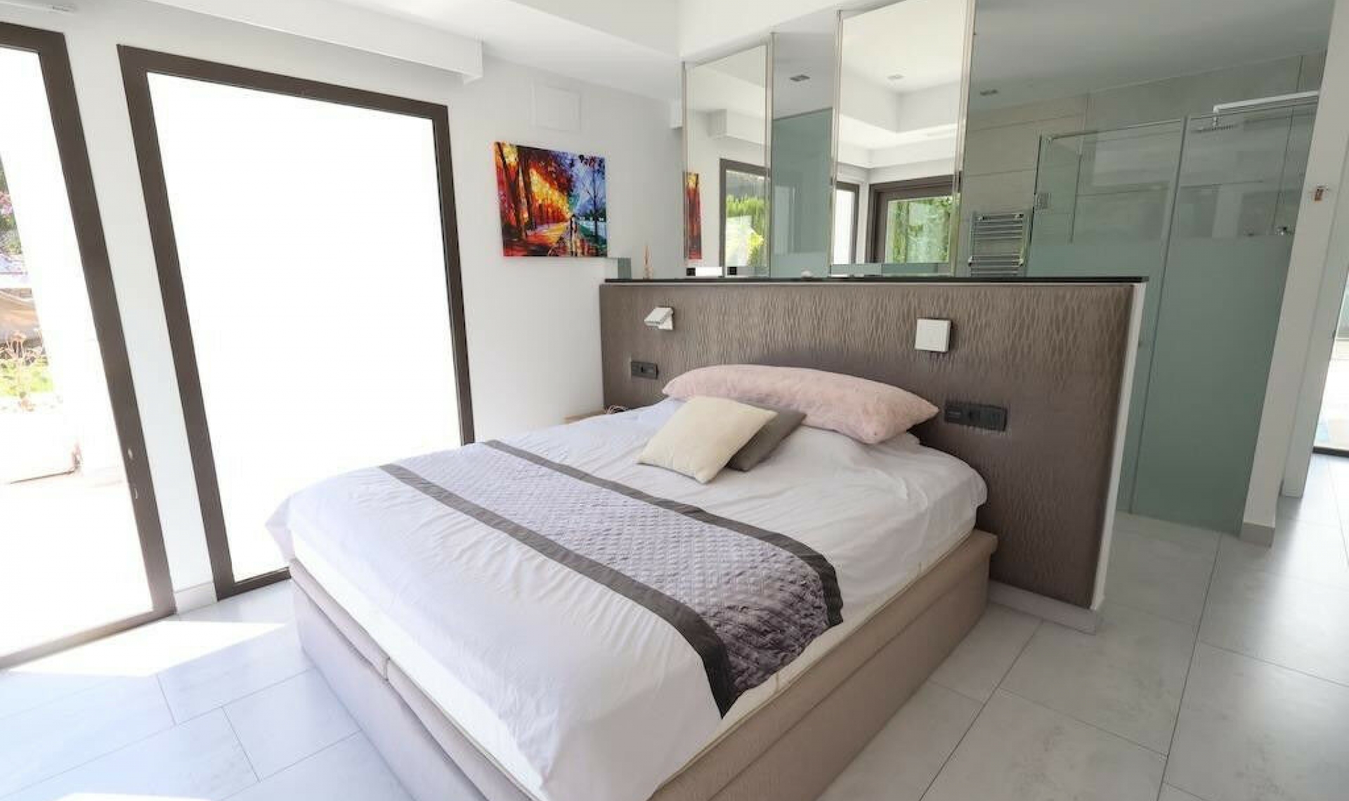 Resale - House -
Jávea