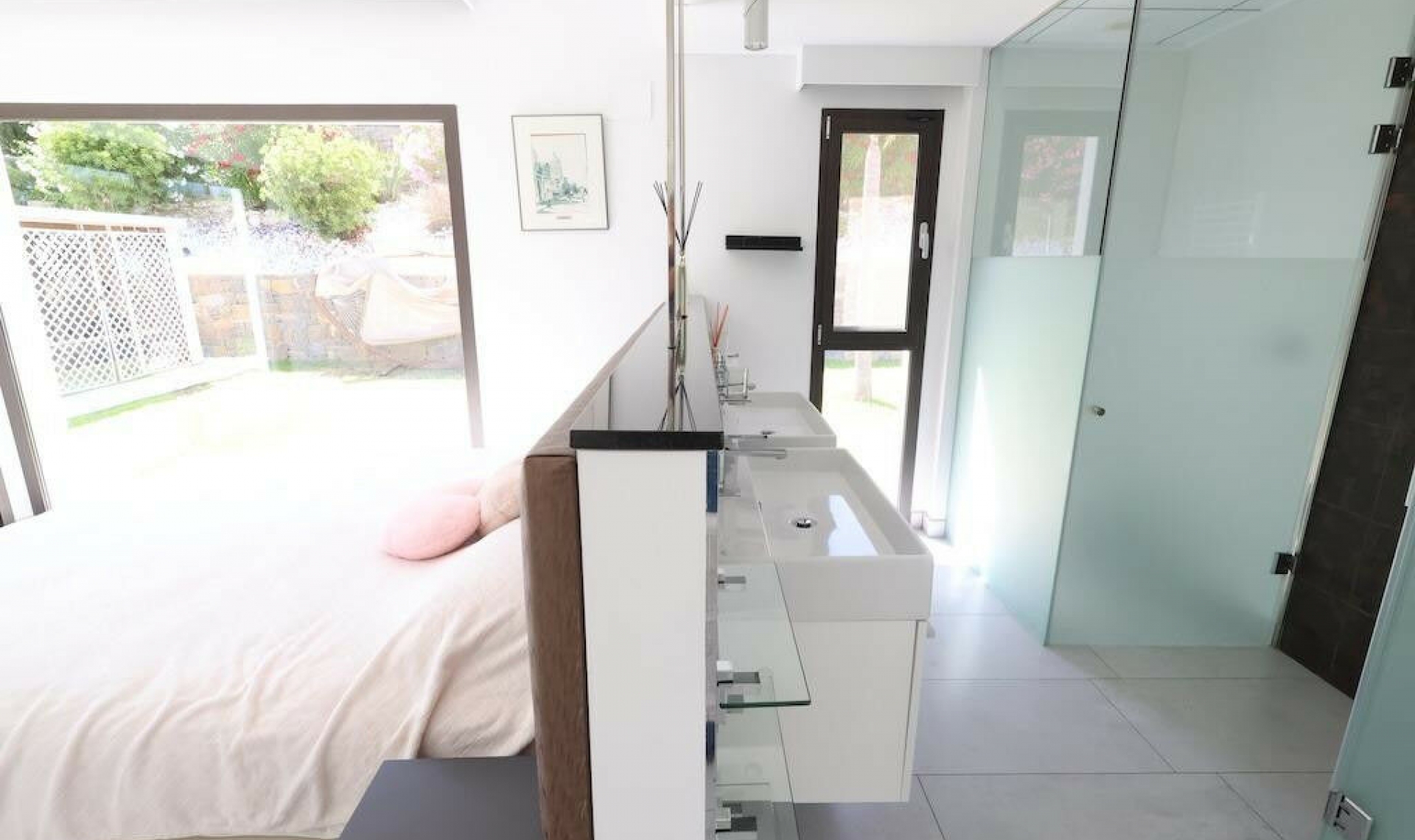 Resale - House -
Jávea