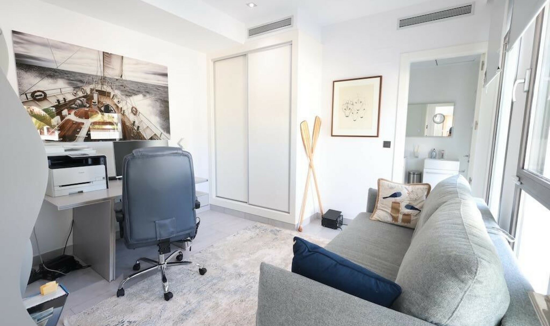 Resale - House -
Jávea