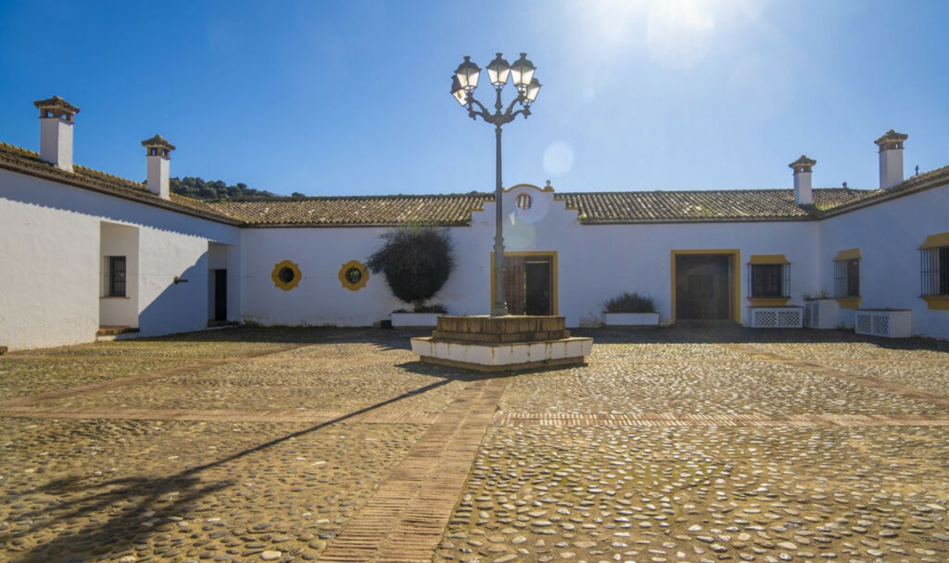 Resale - House -
Jimena de la Frontera