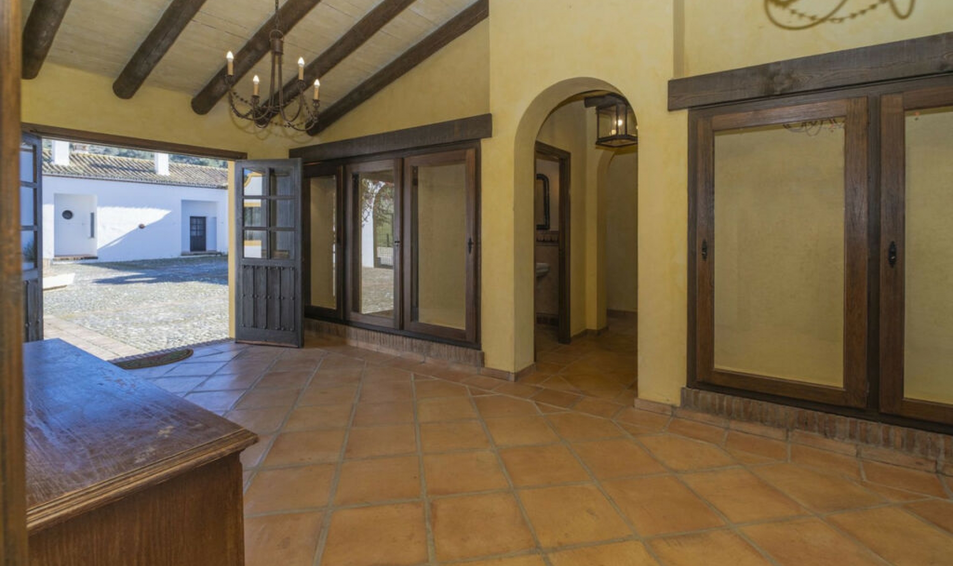 Resale - House -
Jimena de la Frontera