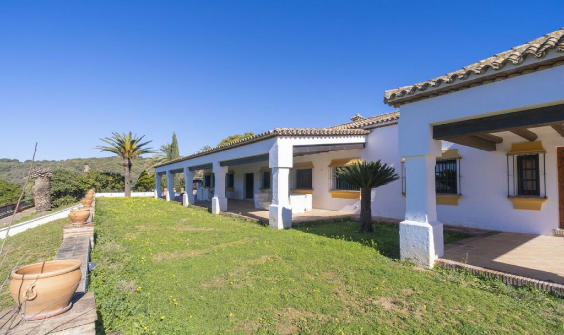 Resale - House -
Jimena de la Frontera