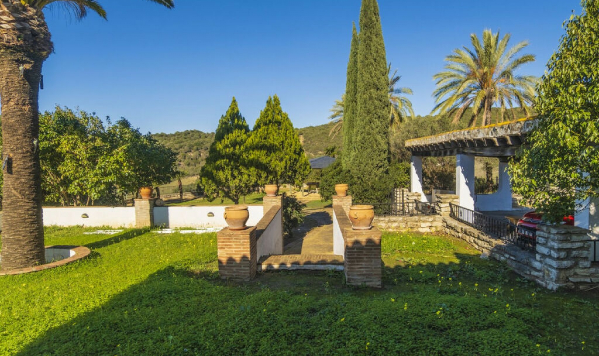 Resale - House -
Jimena de la Frontera