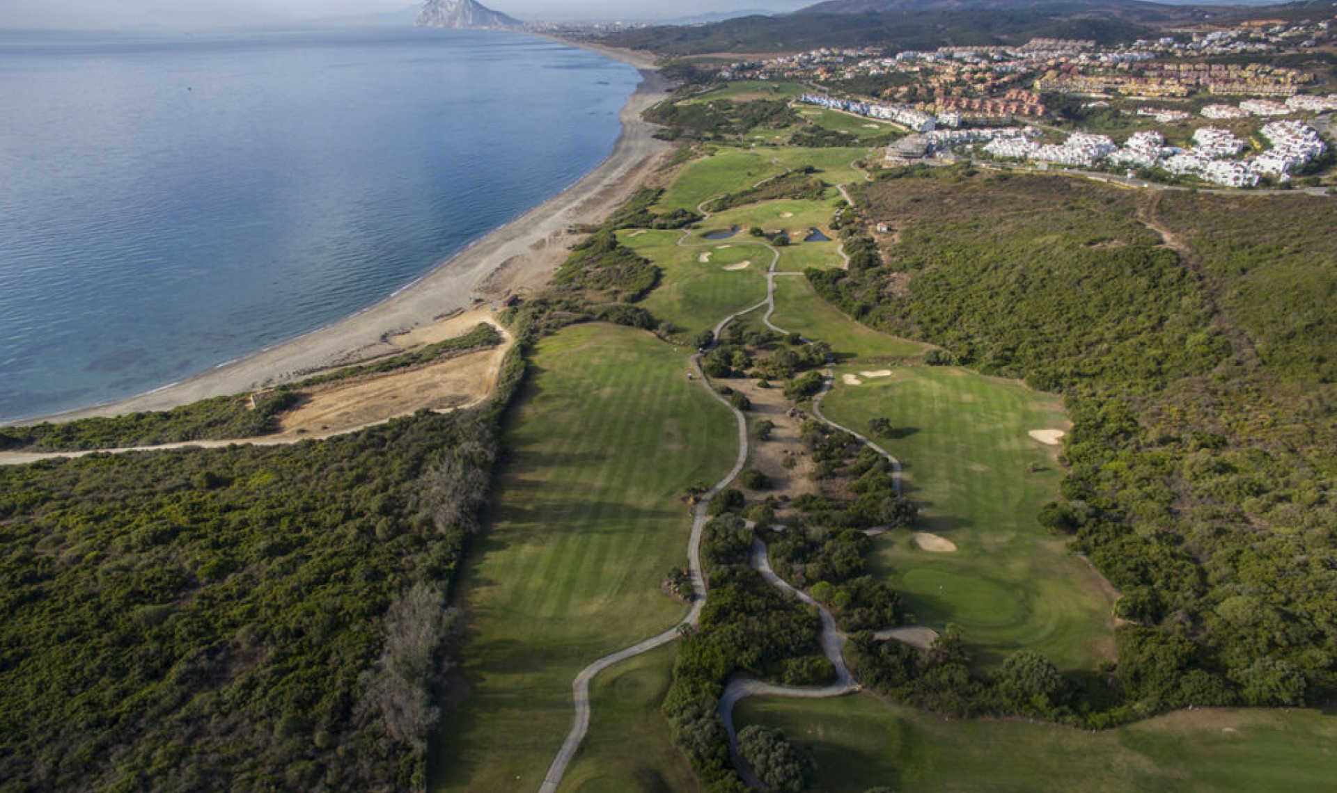 Resale - House -
La Alcaidesa