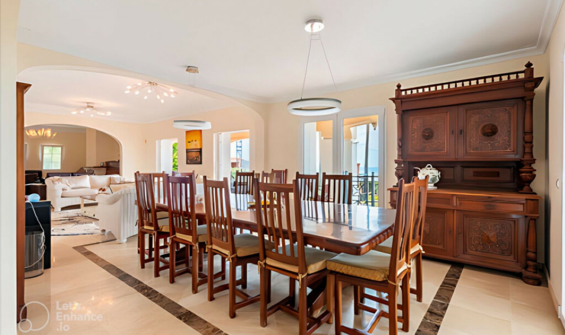 Resale - House -
La Alcaidesa