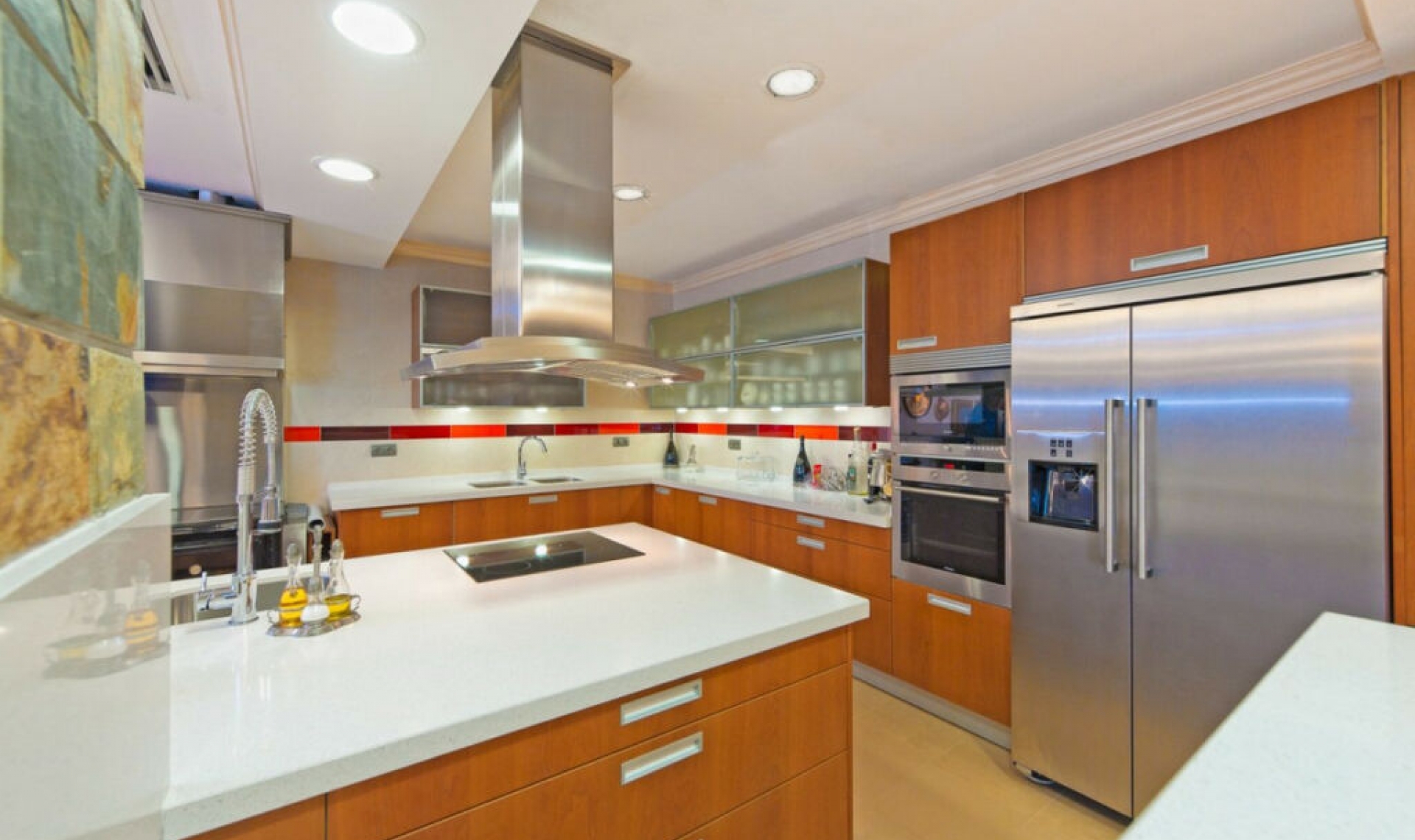 Resale - House -
La Cala de Mijas