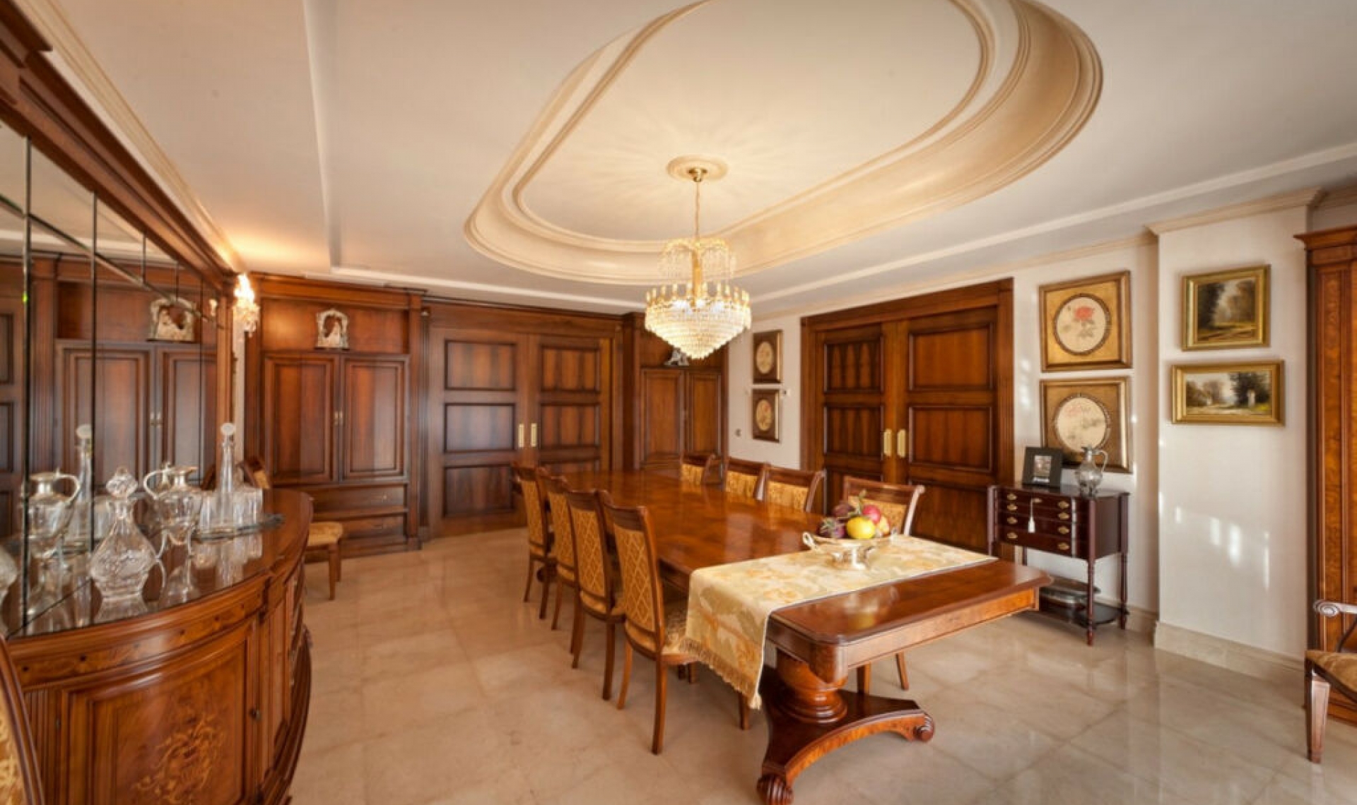 Resale - House -
La Cala de Mijas