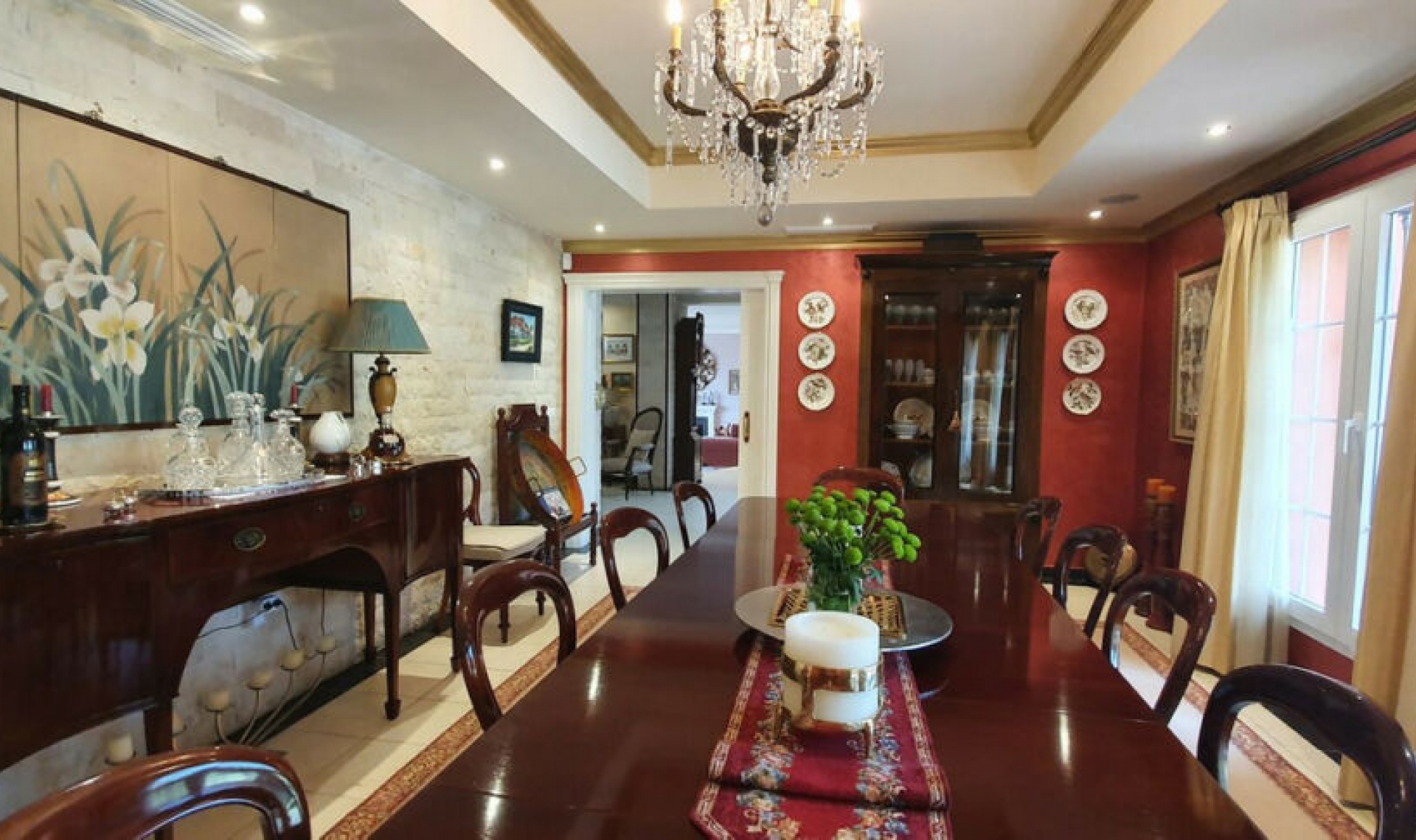 Resale - House -
La Cala de Mijas