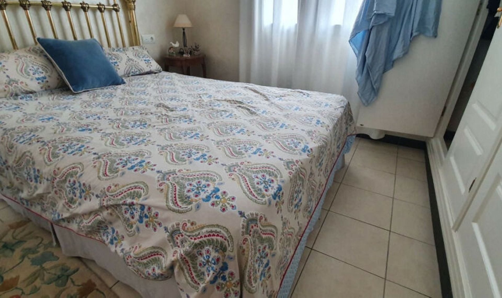 Resale - House -
La Cala de Mijas