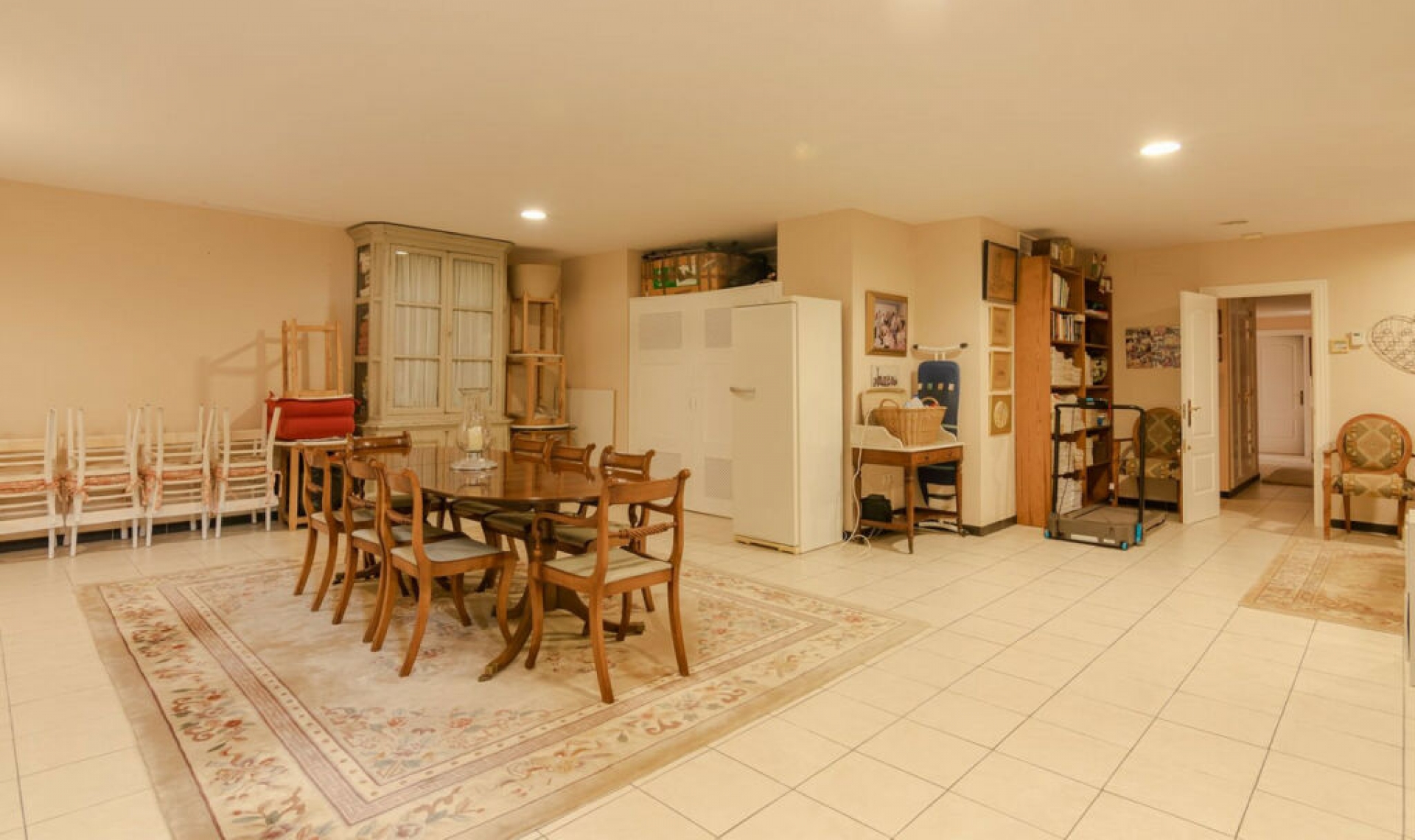 Resale - House -
La Cala de Mijas