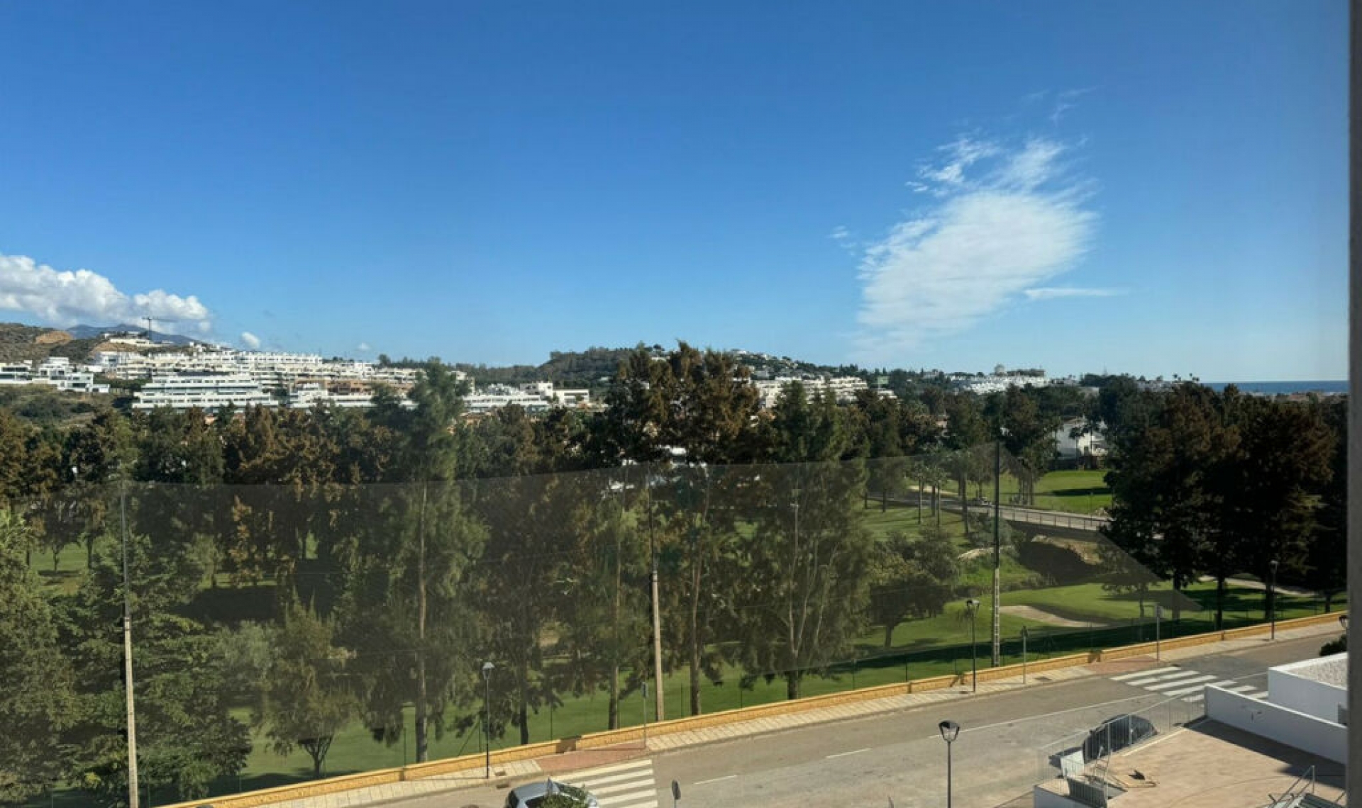 Resale - House -
La Cala de Mijas