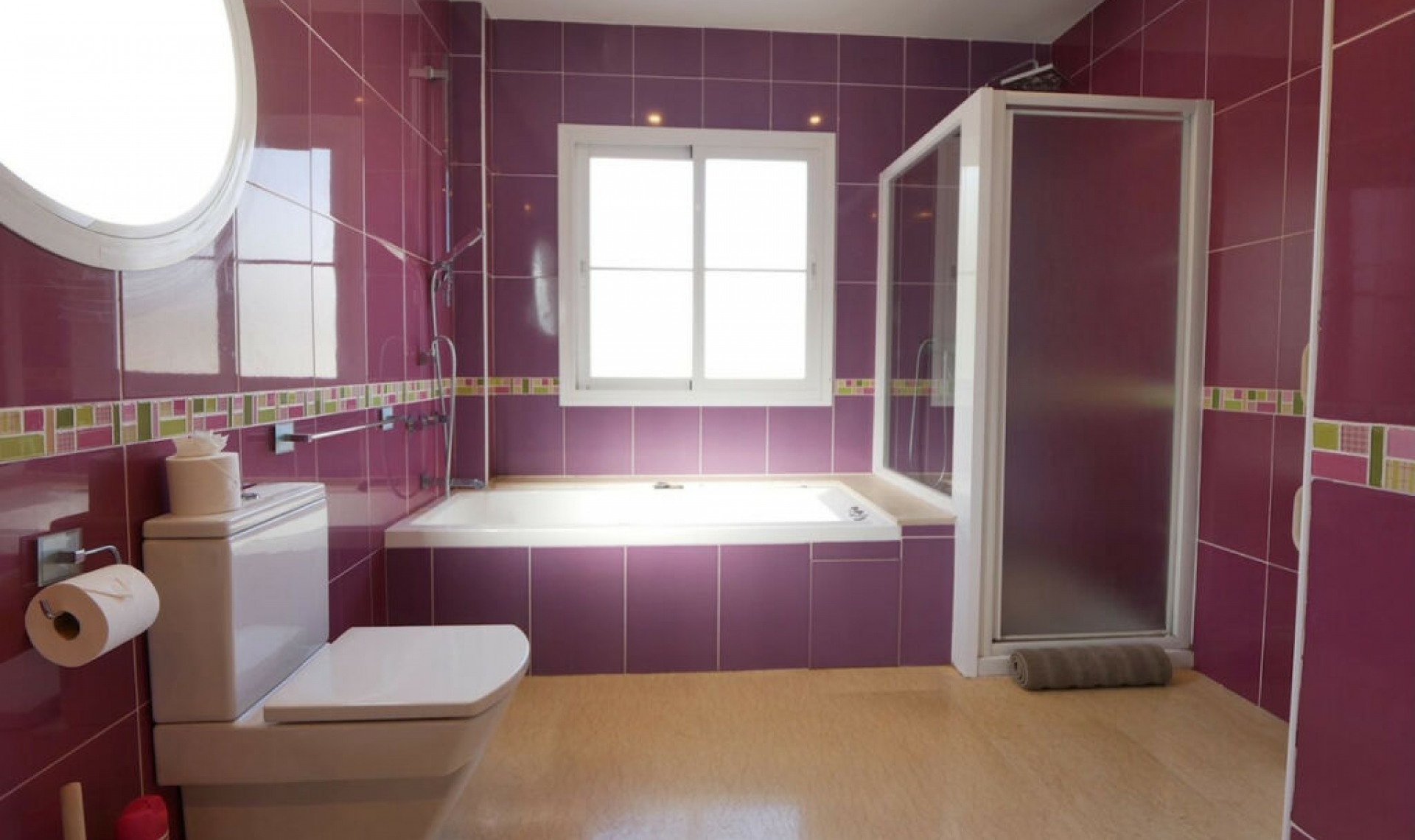 Resale - House -
La Cala de Mijas