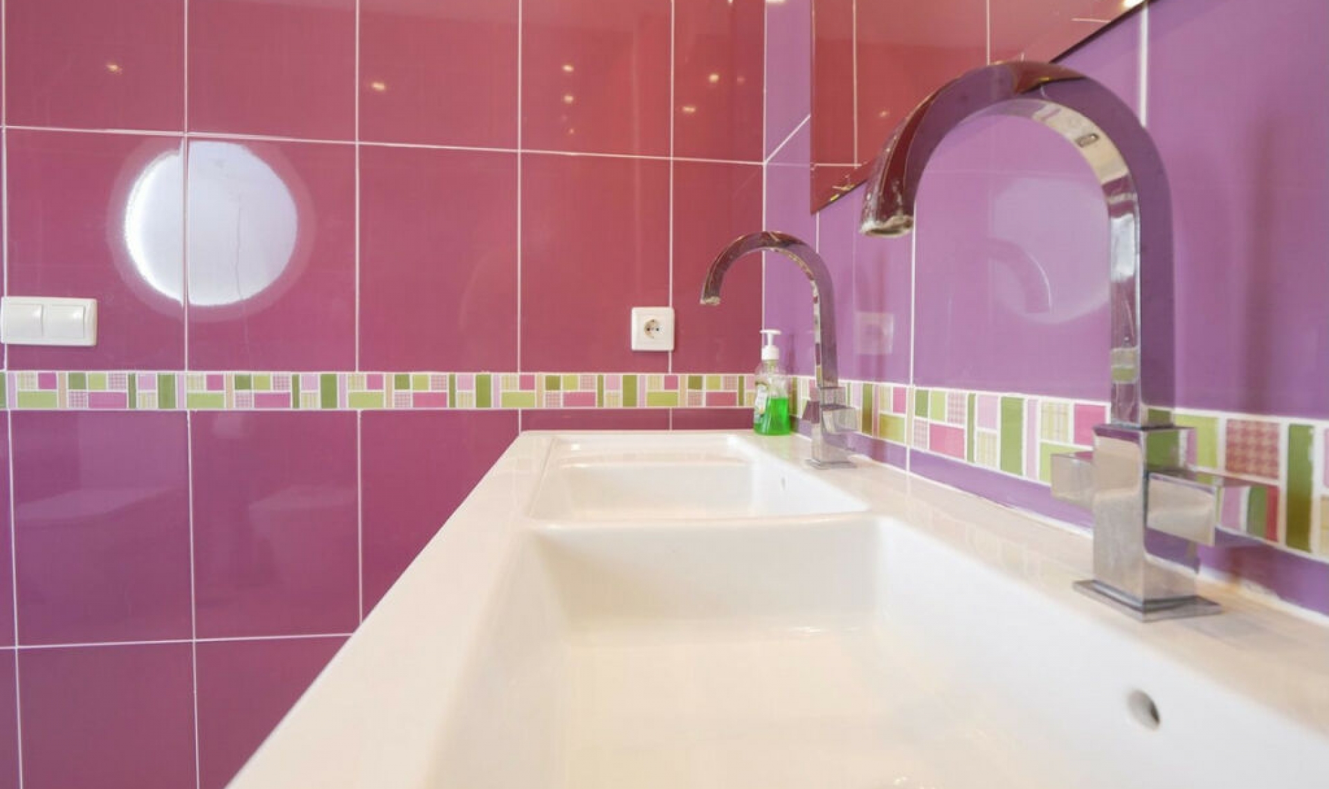 Resale - House -
La Cala de Mijas