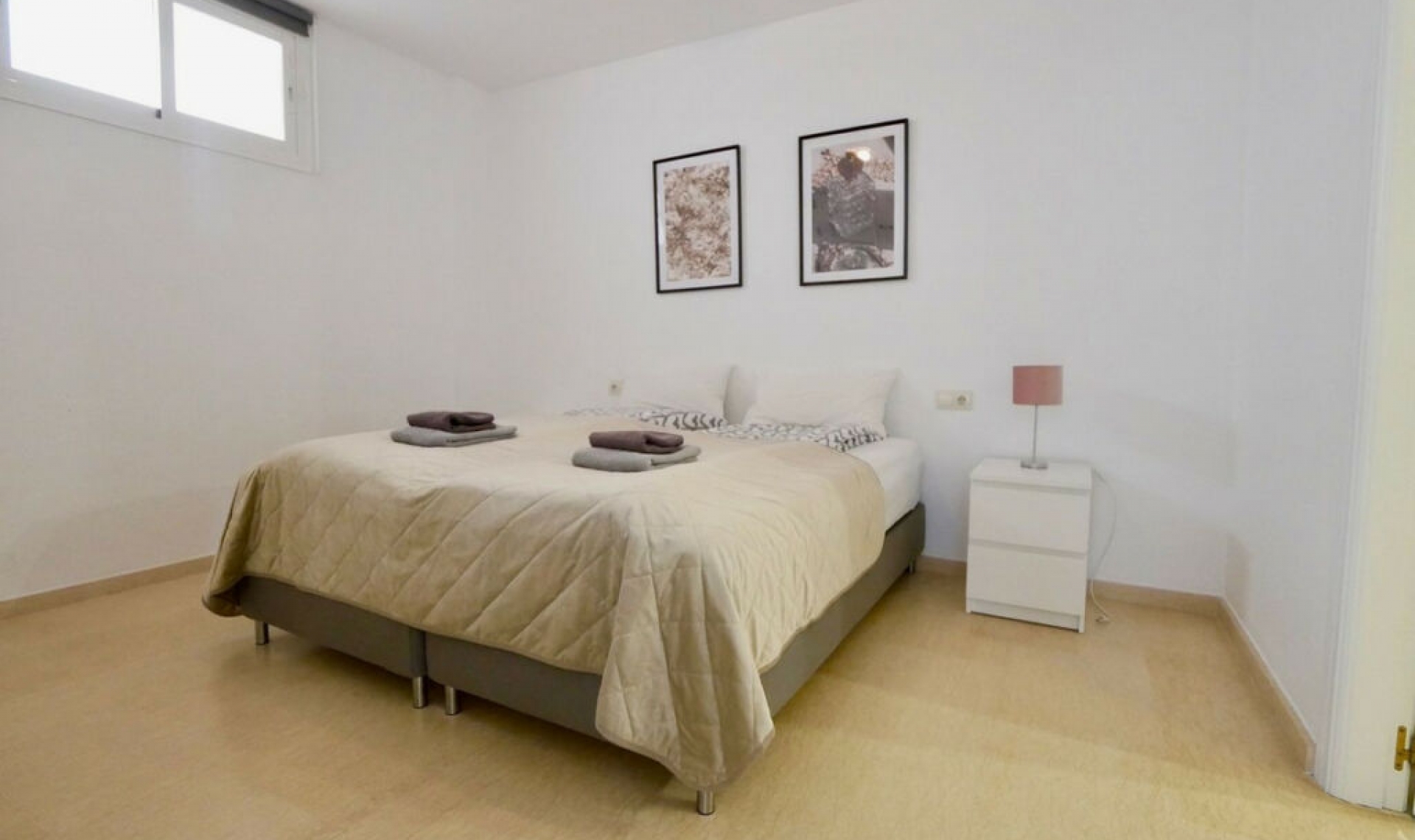 Resale - House -
La Cala de Mijas