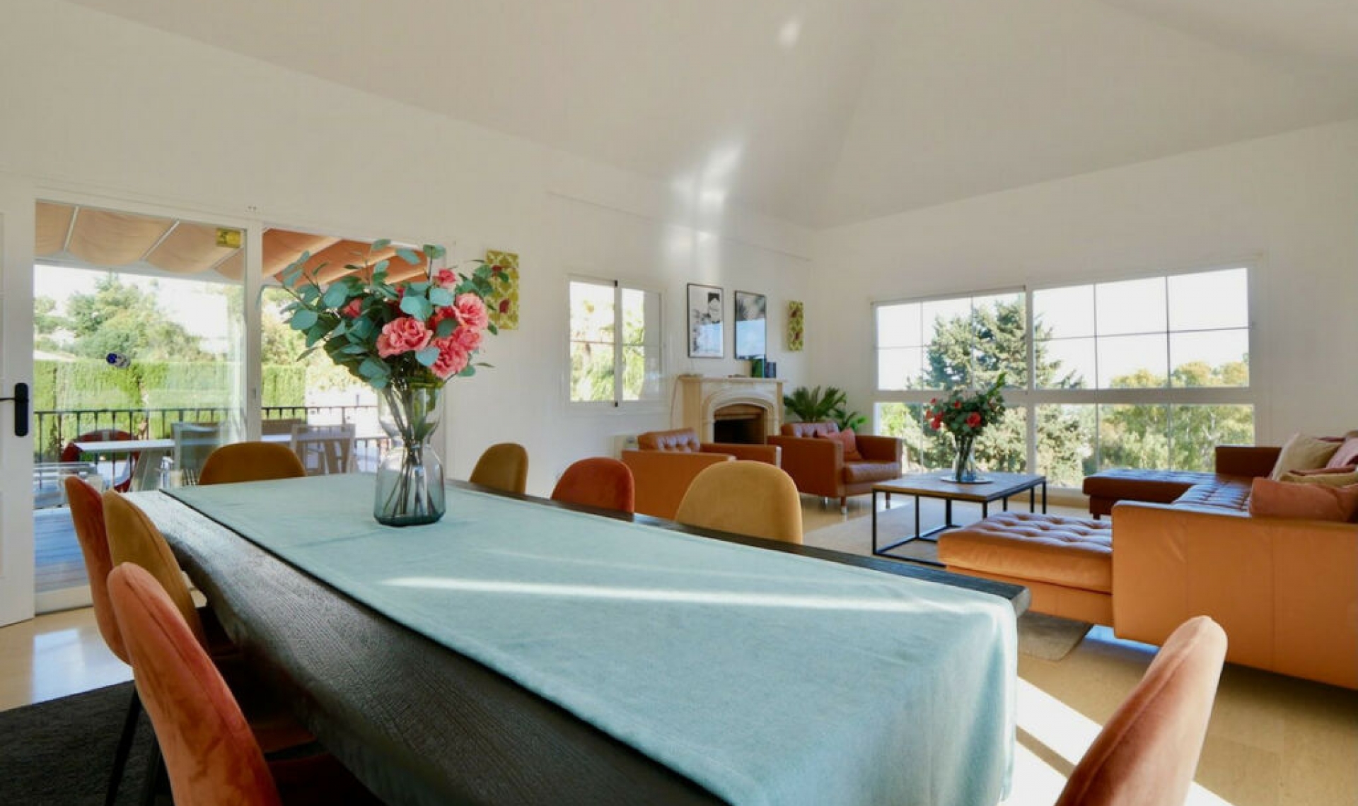 Resale - House -
La Cala de Mijas