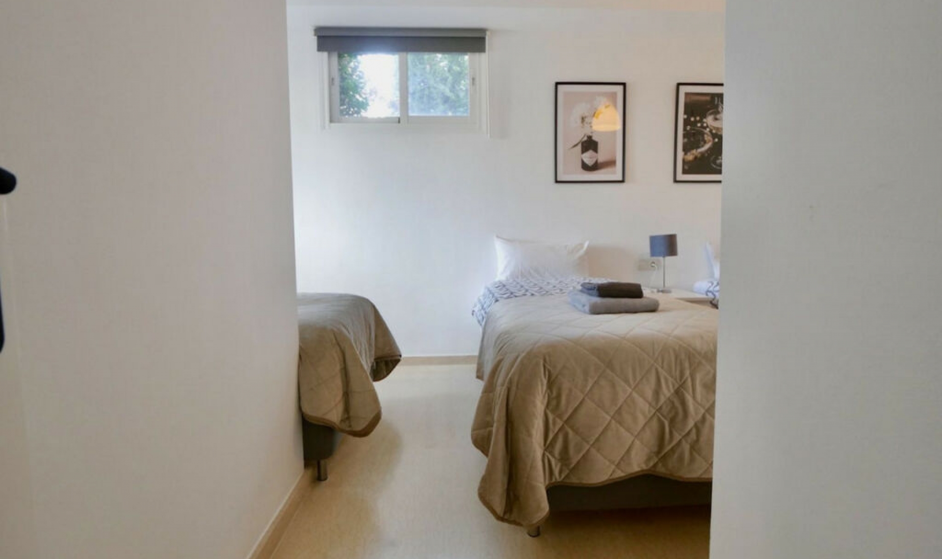 Resale - House -
La Cala de Mijas