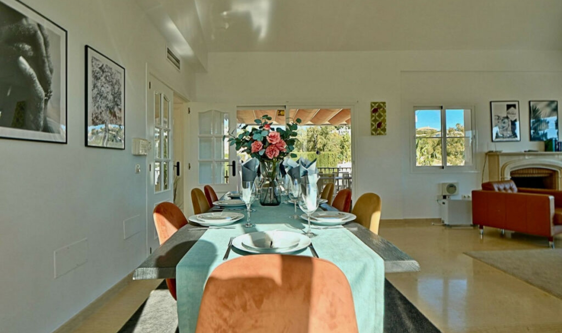 Resale - House -
La Cala de Mijas