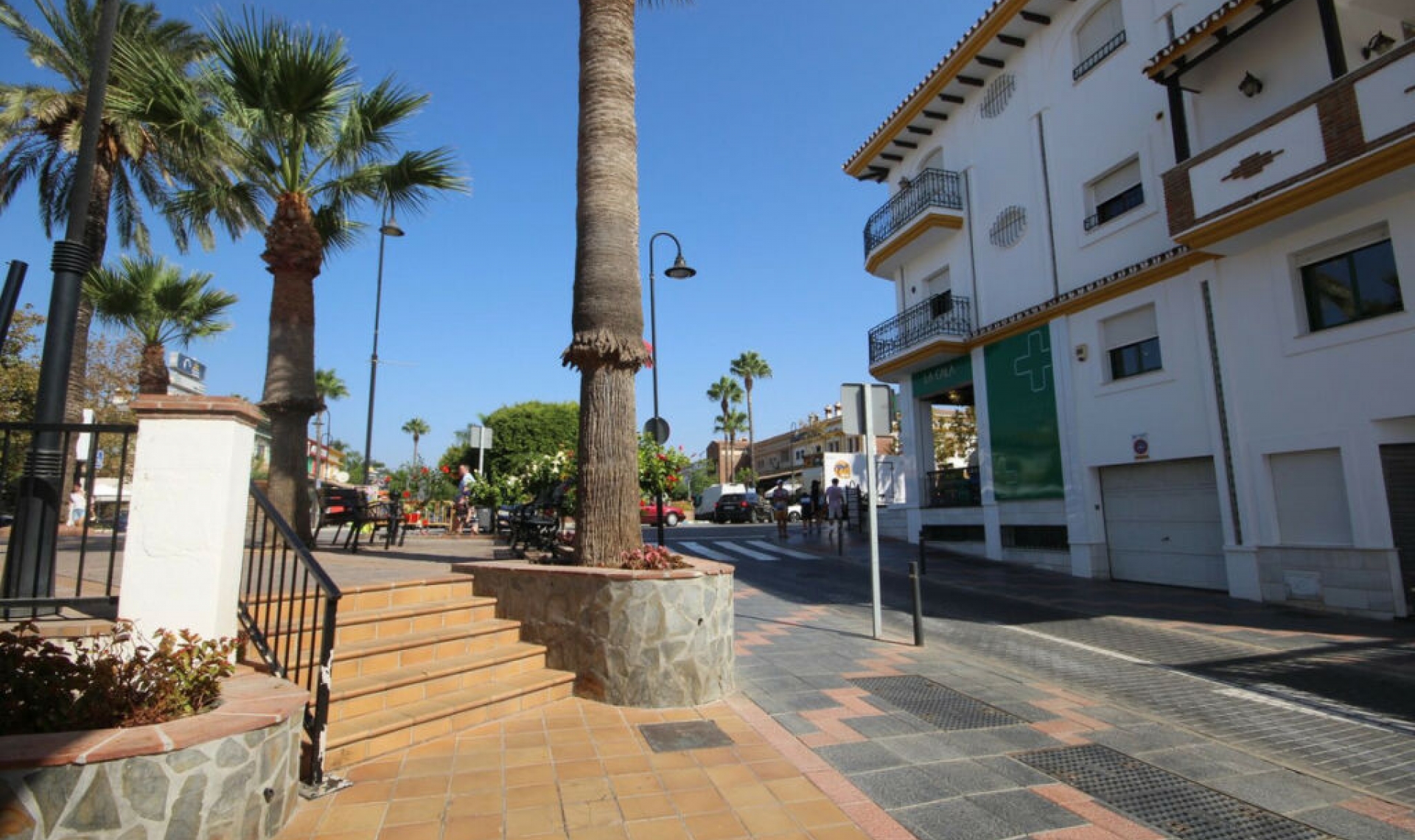 Resale - House -
La Cala de Mijas
