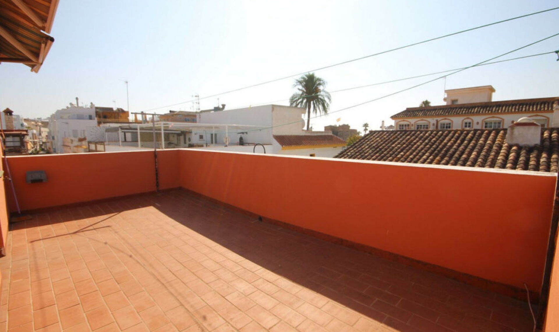Resale - House -
La Cala de Mijas