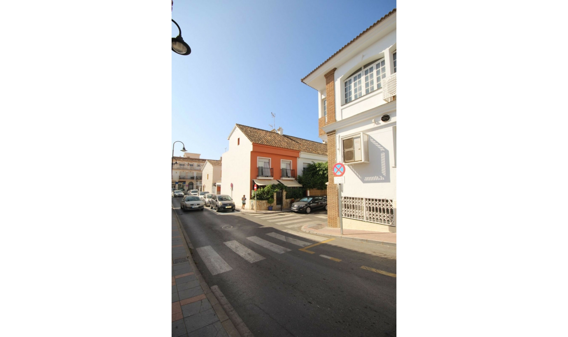 Resale - House -
La Cala de Mijas