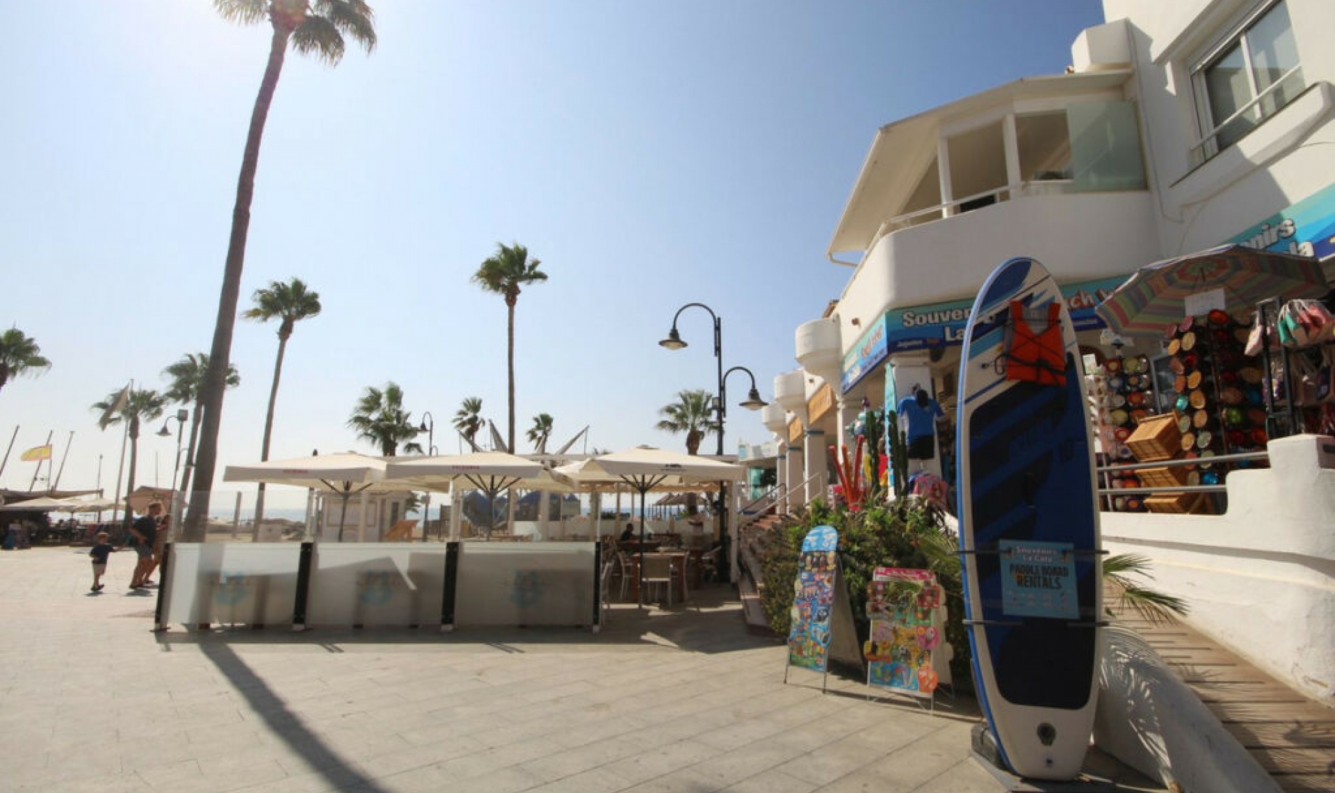 Resale - House -
La Cala de Mijas