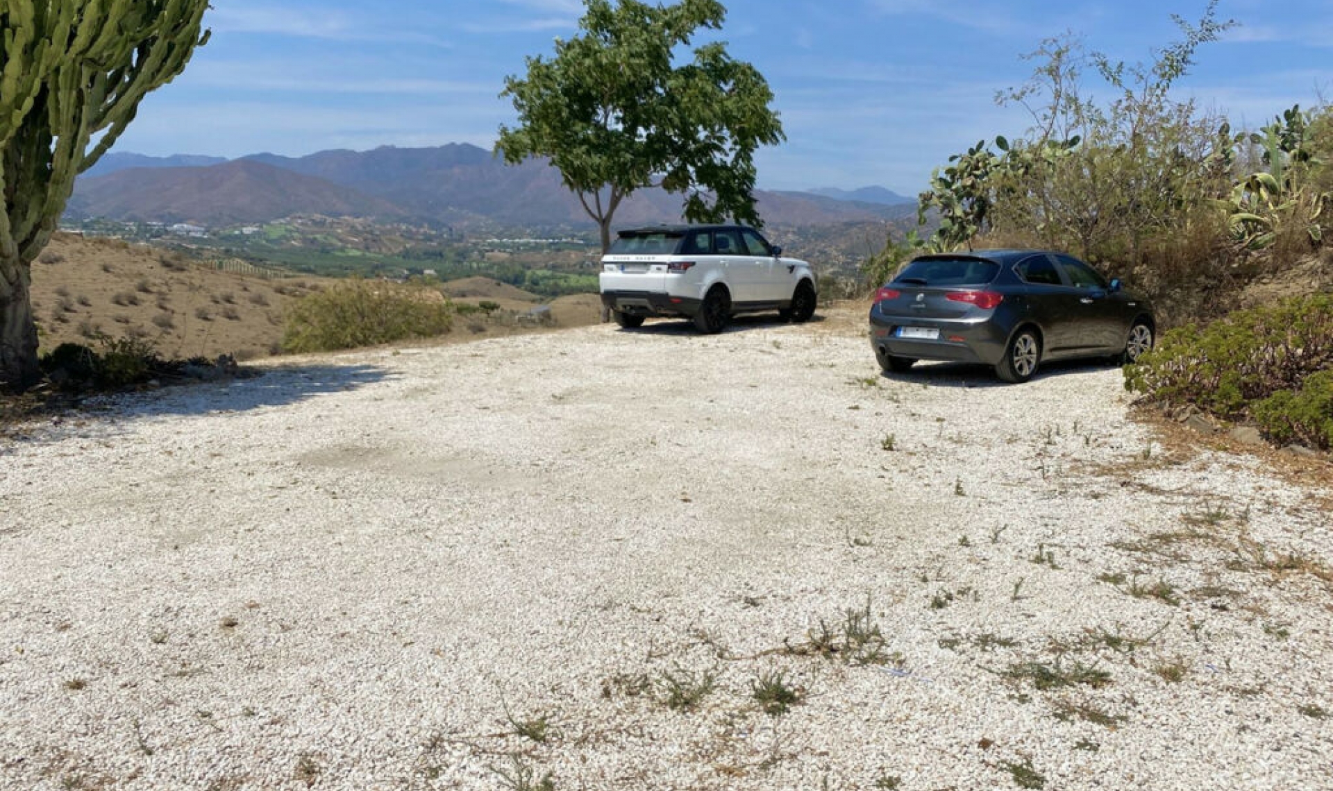 Resale - House -
La Cala de Mijas