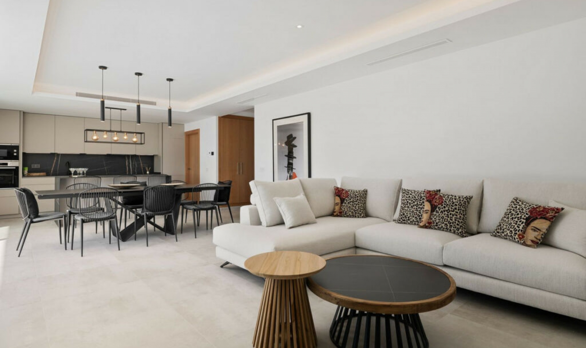 Resale - House -
La Cala de Mijas