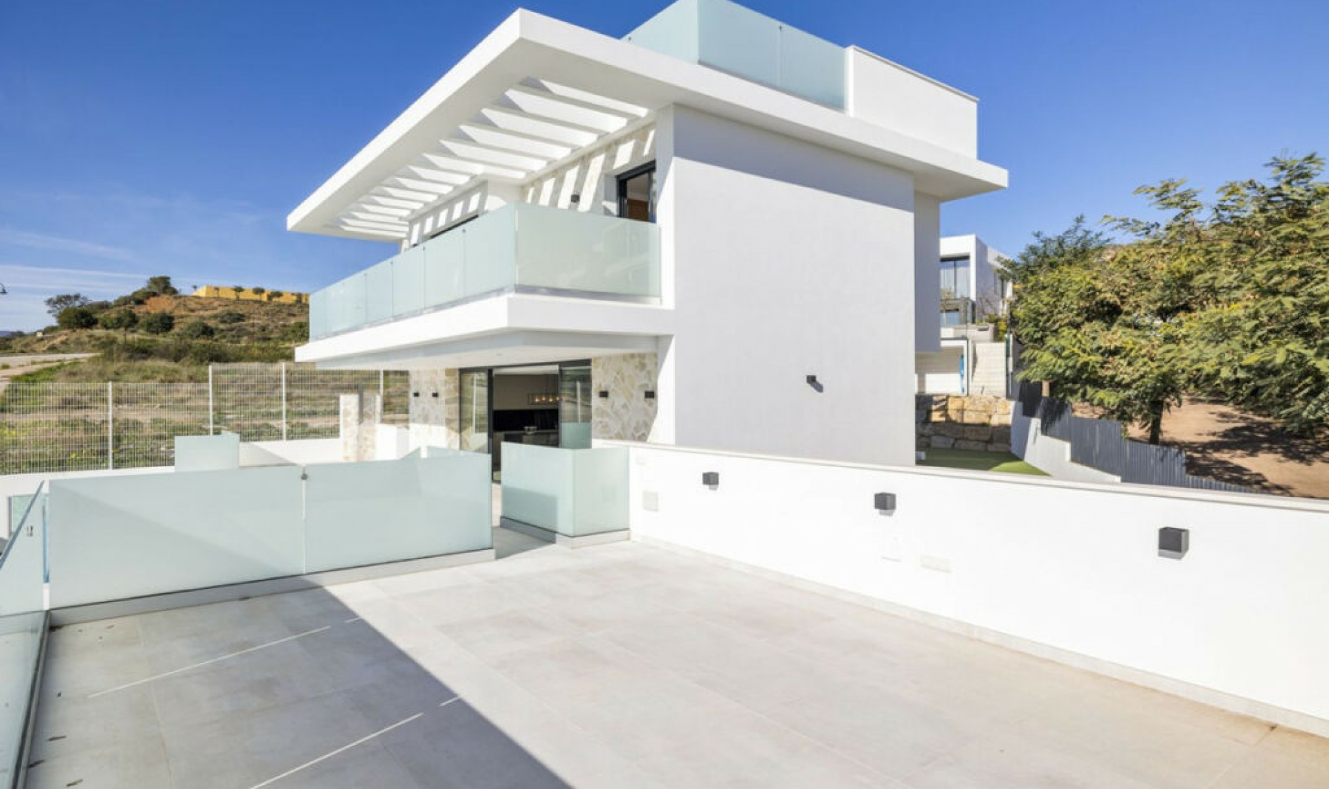 Resale - House -
La Cala de Mijas