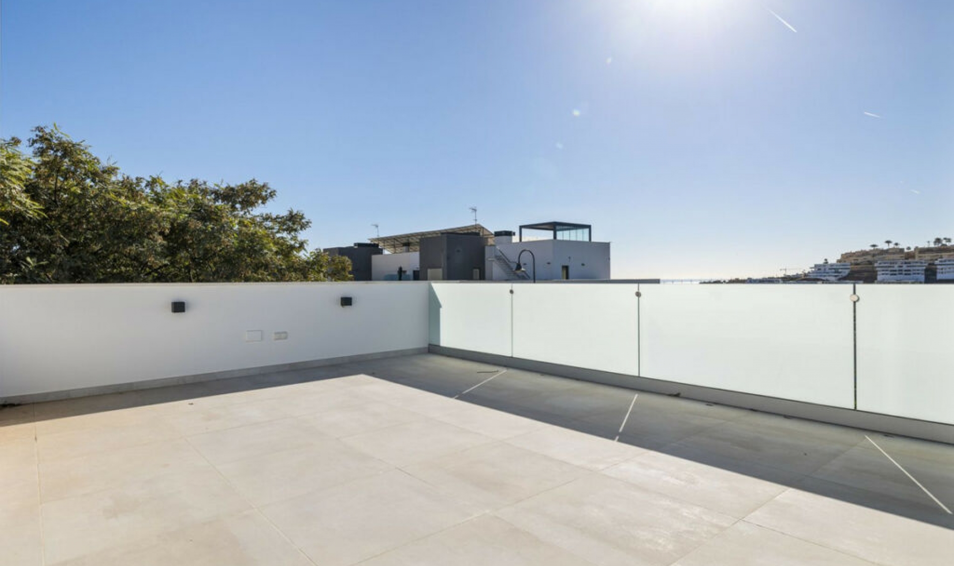 Resale - House -
La Cala de Mijas