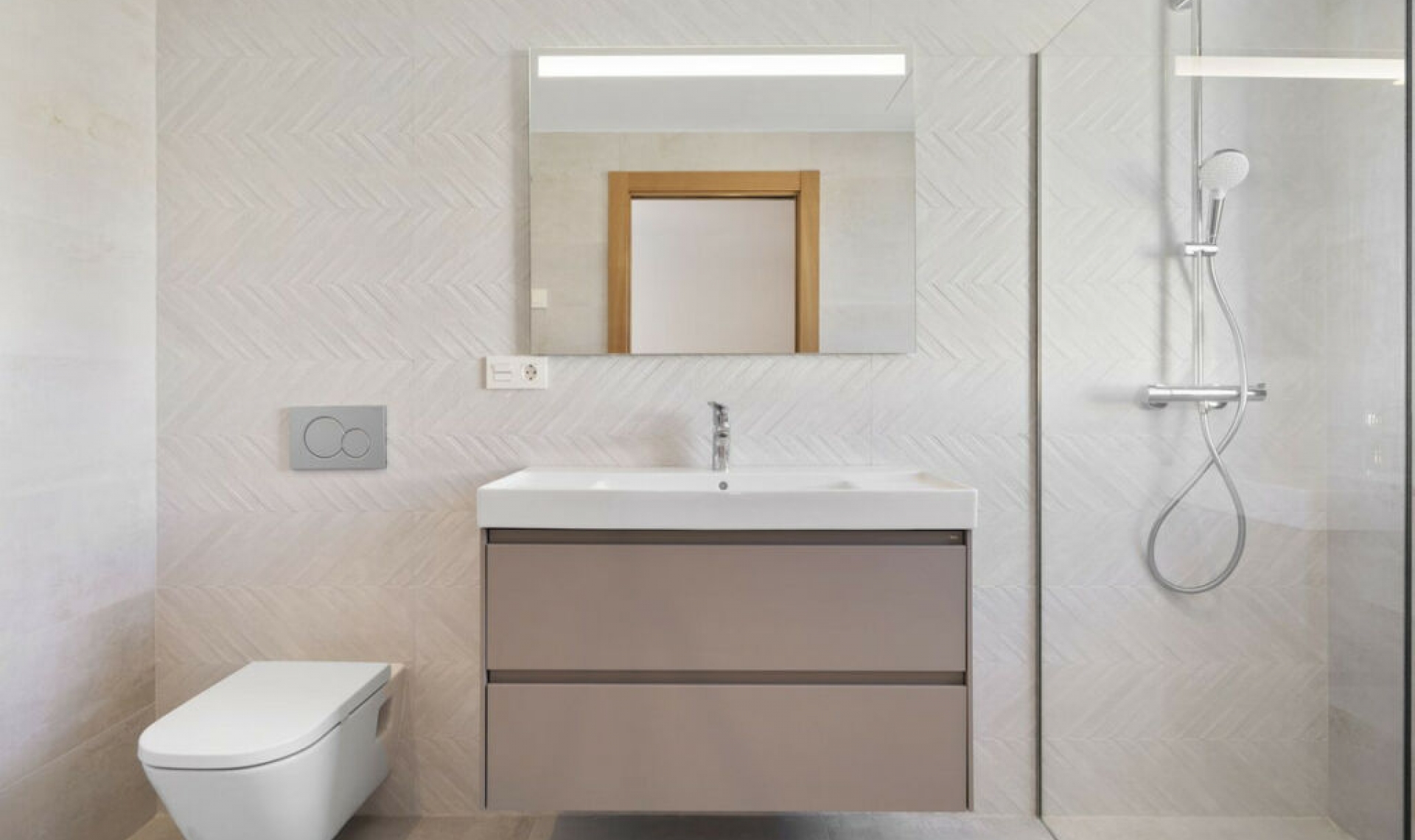 Resale - House -
La Cala de Mijas