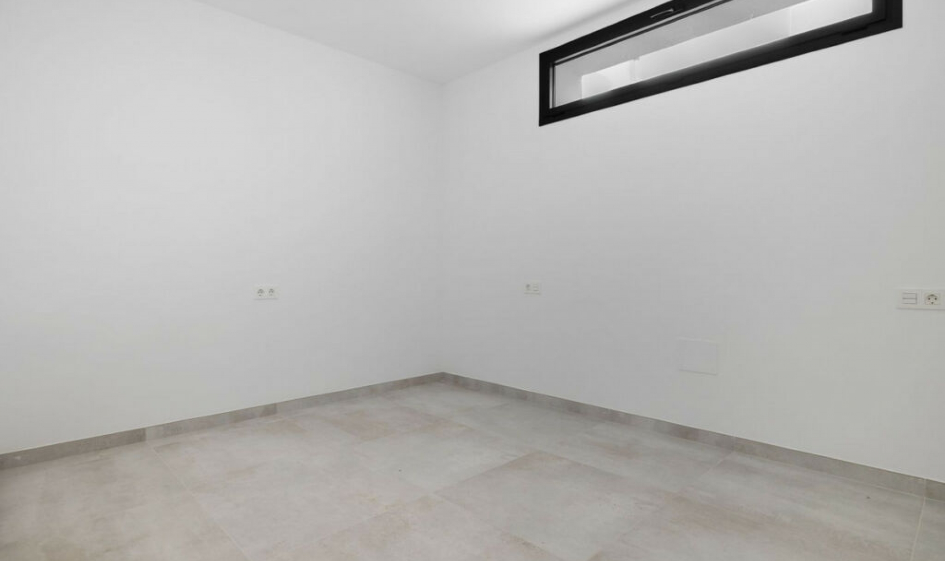 Resale - House -
La Cala de Mijas