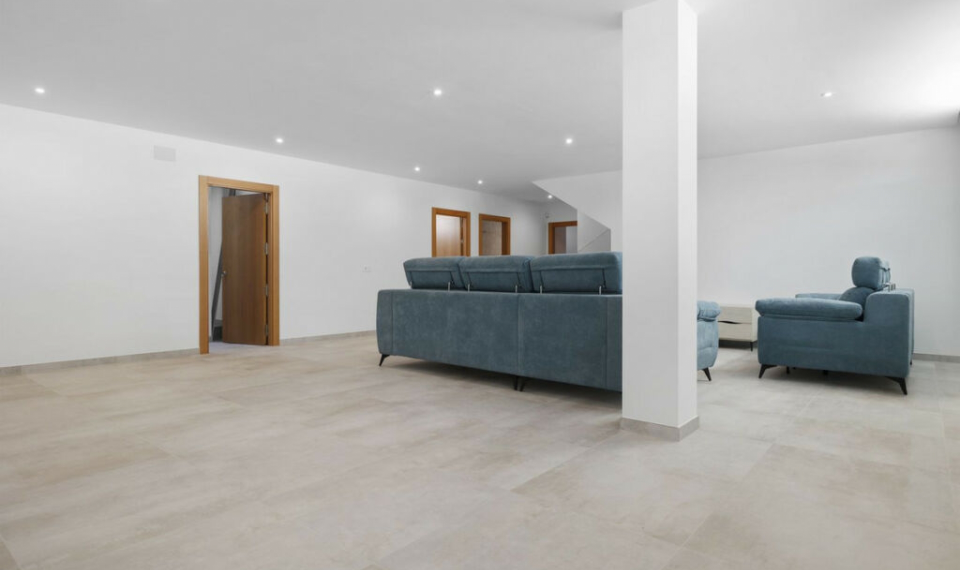 Resale - House -
La Cala de Mijas