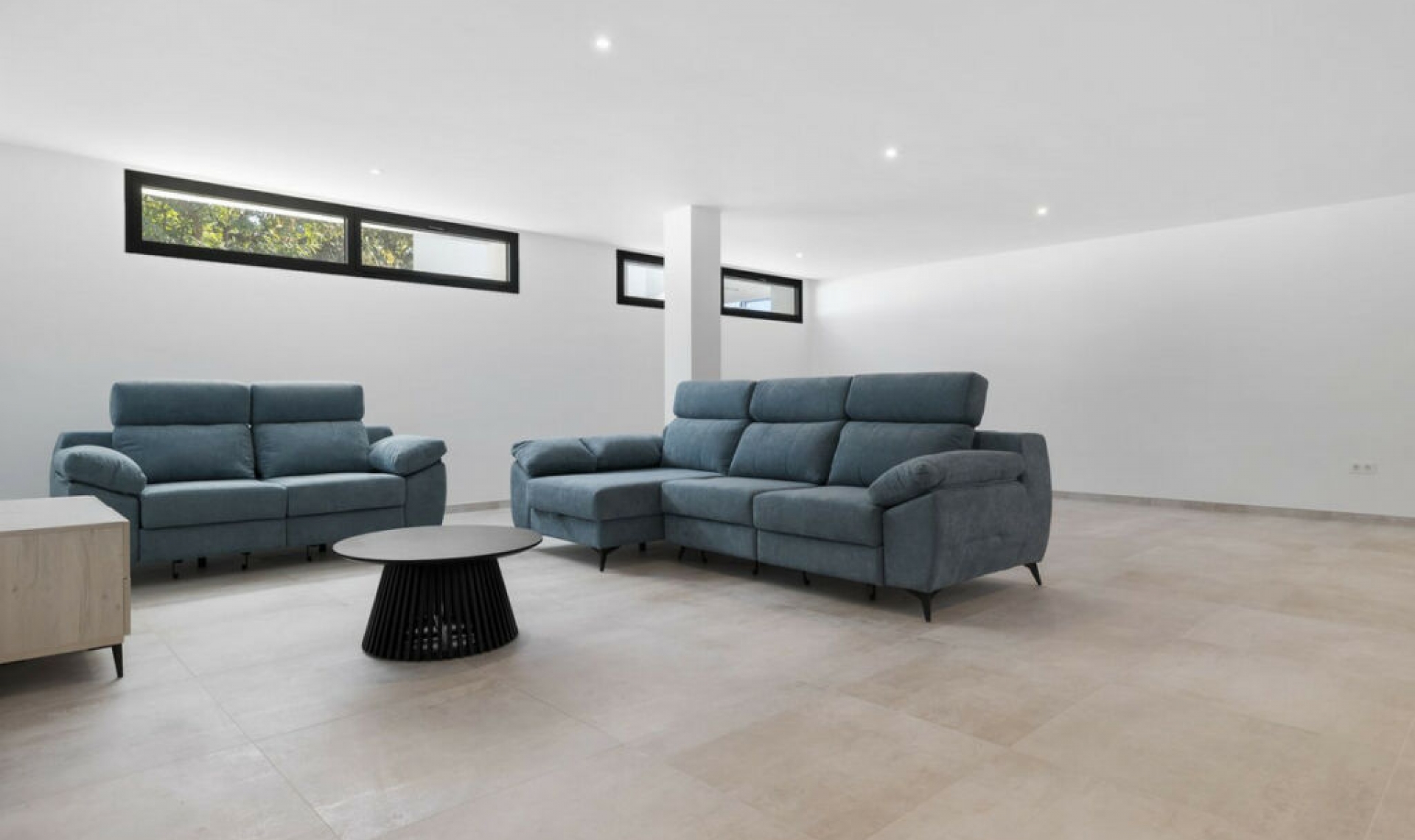 Resale - House -
La Cala de Mijas