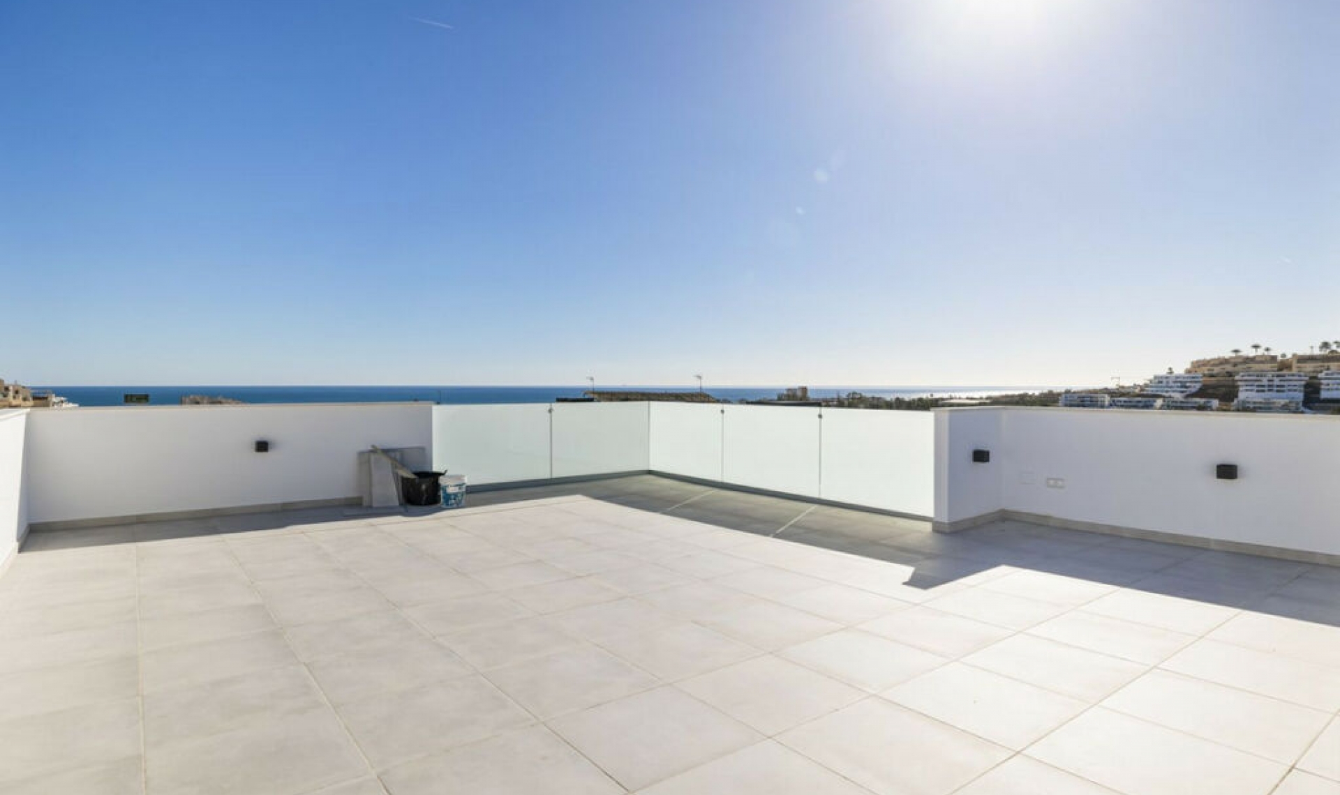 Resale - House -
La Cala de Mijas