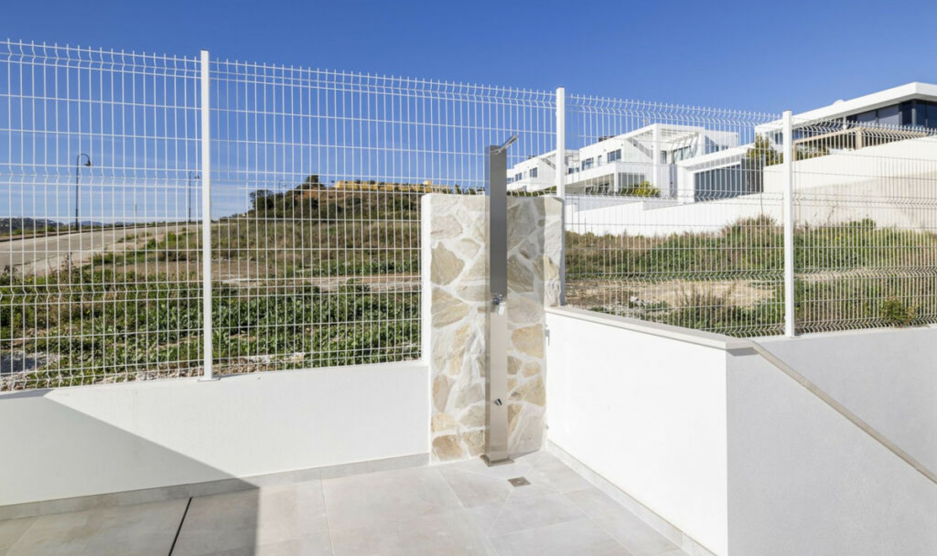 Resale - House -
La Cala de Mijas