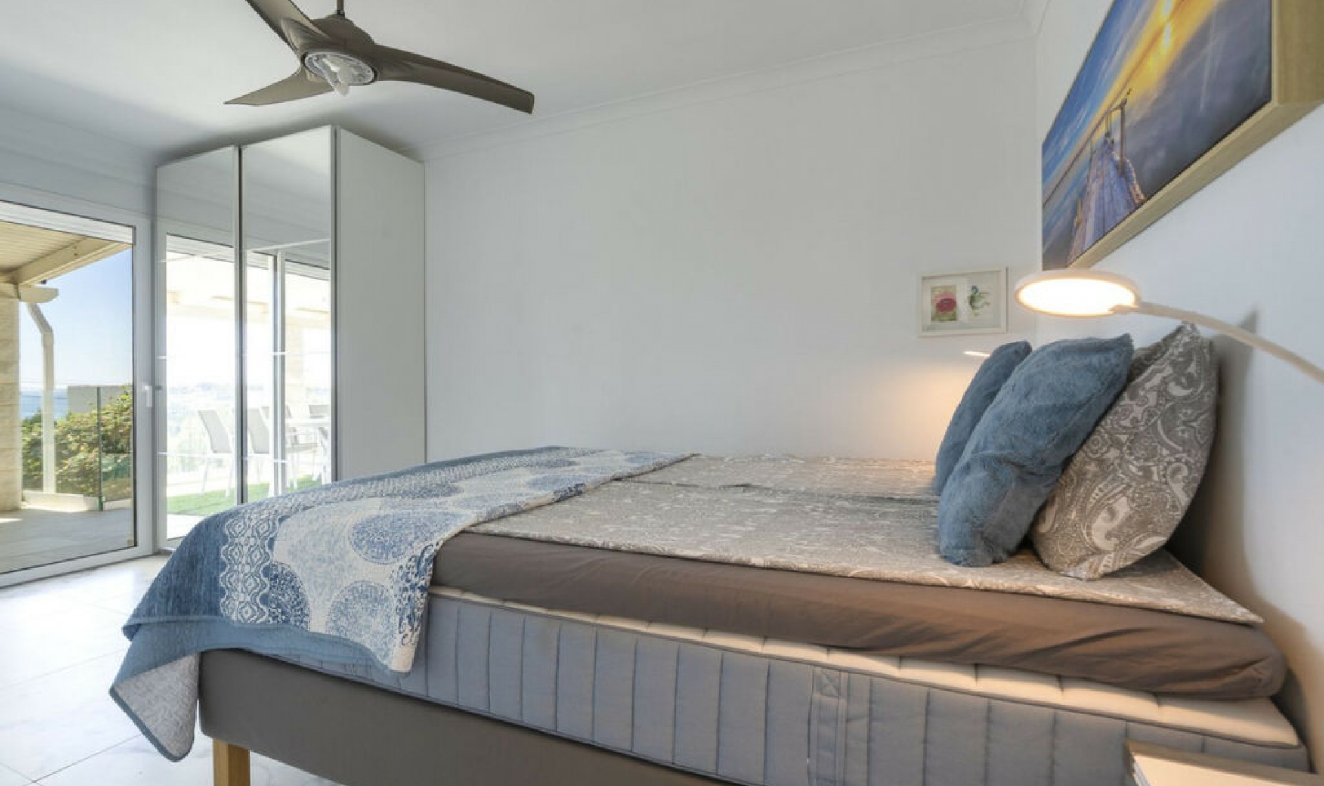 Resale - House -
La Cala de Mijas