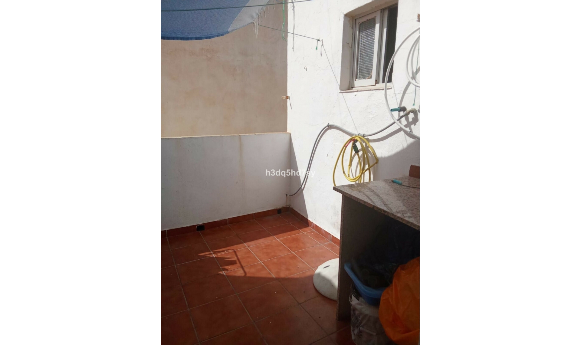 Resale - House -
La Cala de Mijas