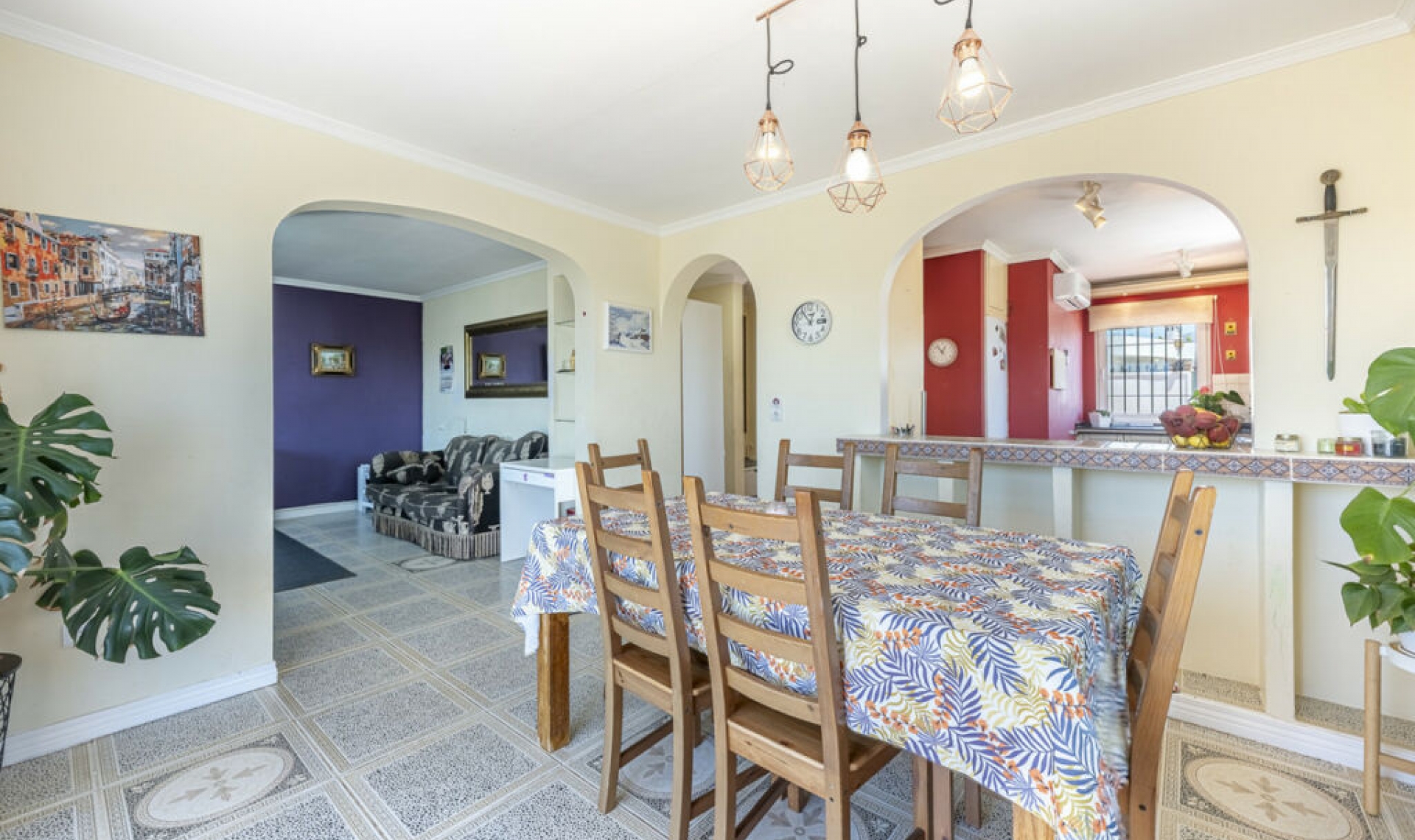 Resale - House -
La Cala de Mijas