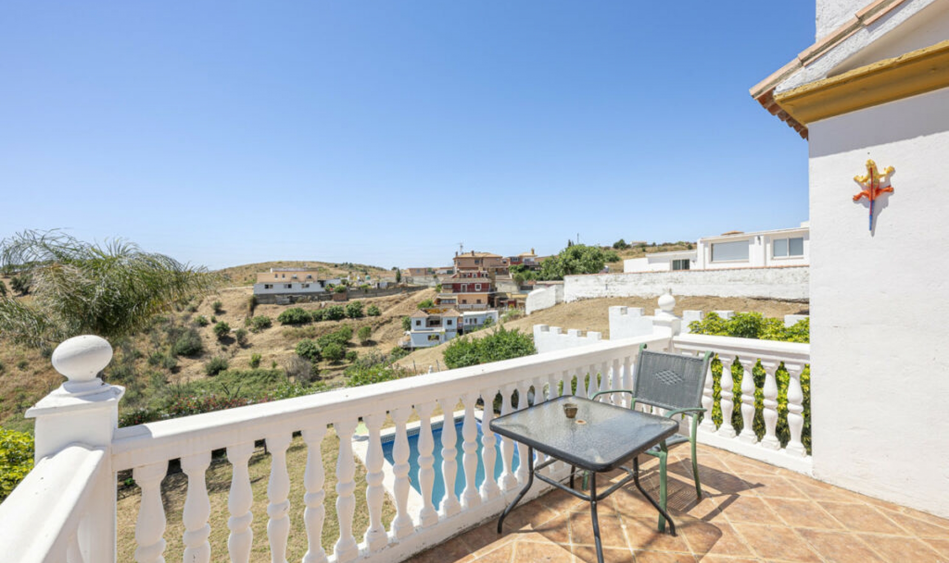 Resale - House -
La Cala de Mijas