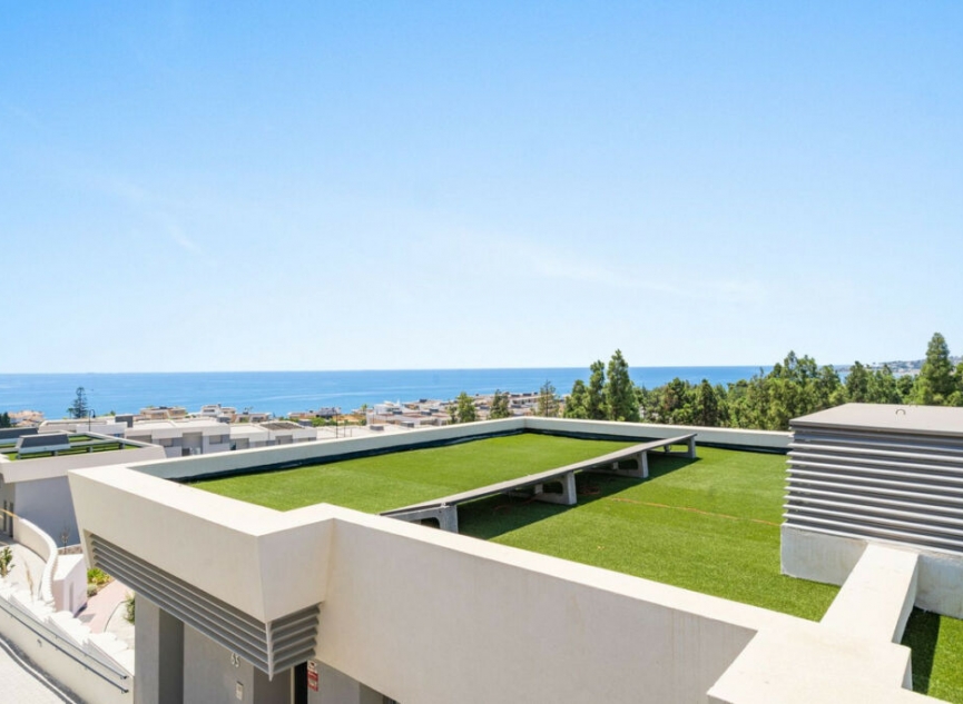 Resale - House -
La Cala de Mijas