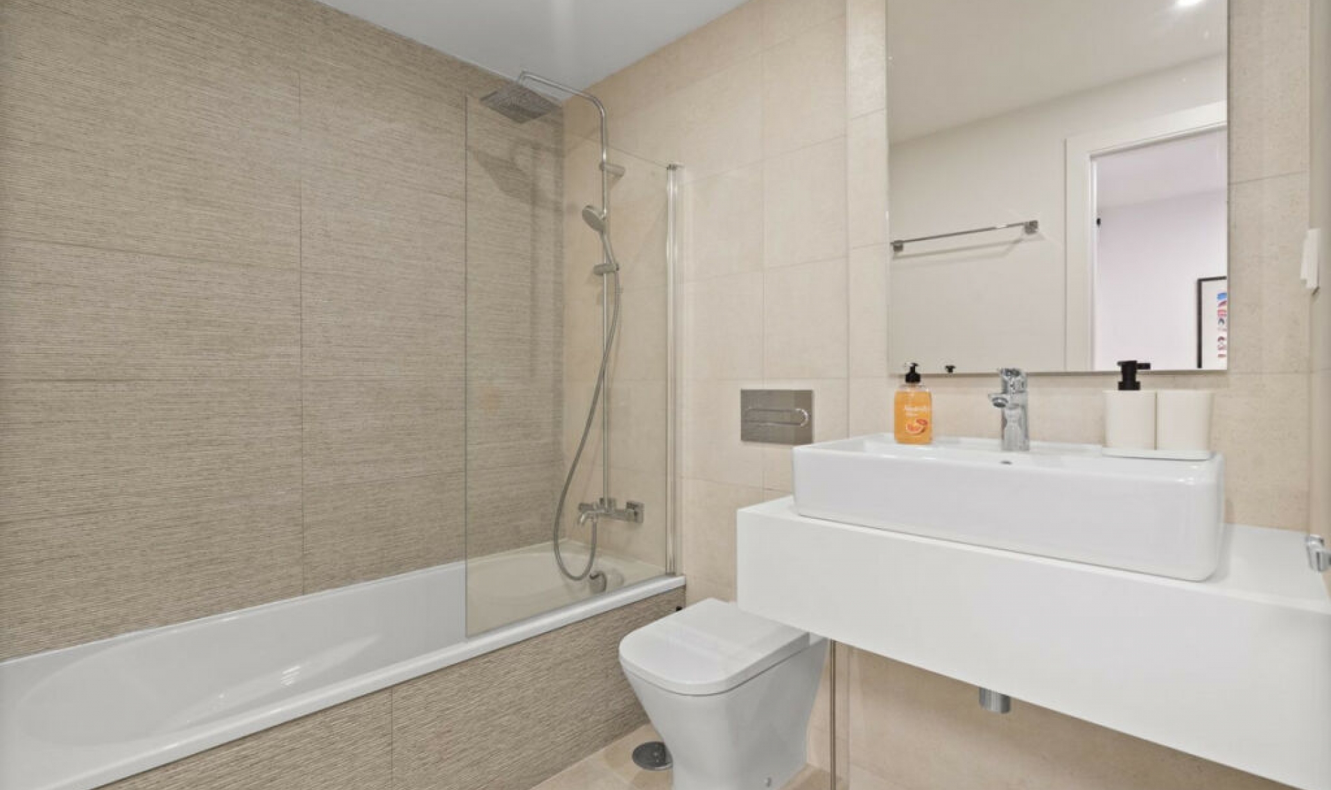 Resale - House -
La Cala de Mijas