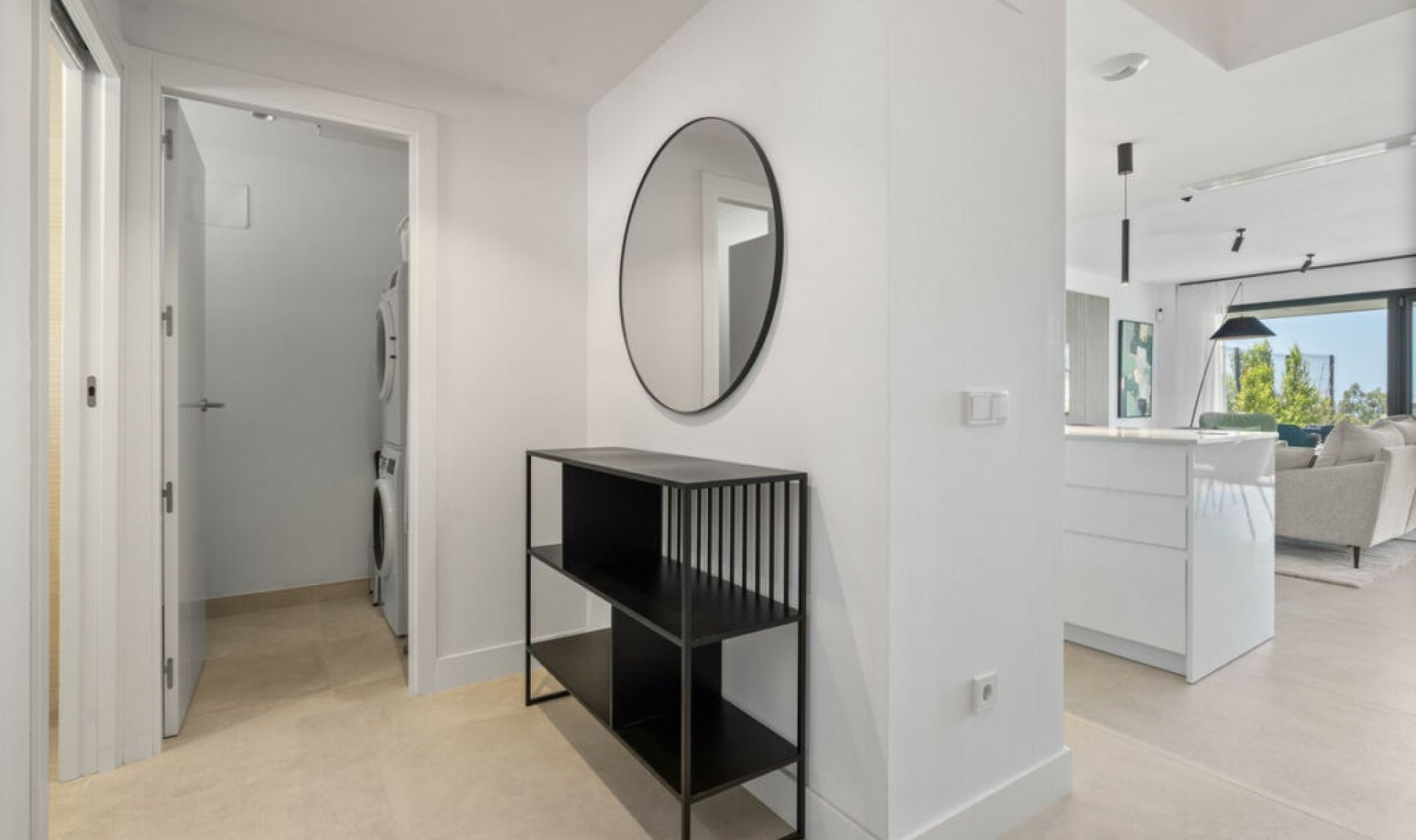Resale - House -
La Cala de Mijas