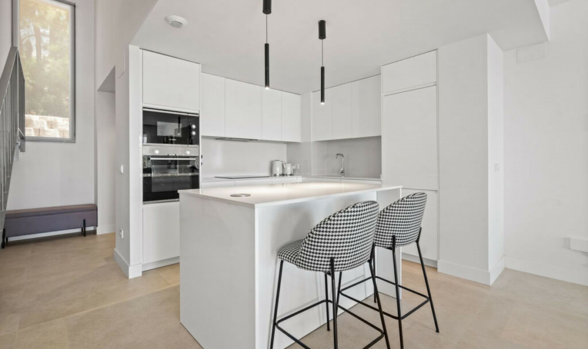 Resale - House -
La Cala de Mijas