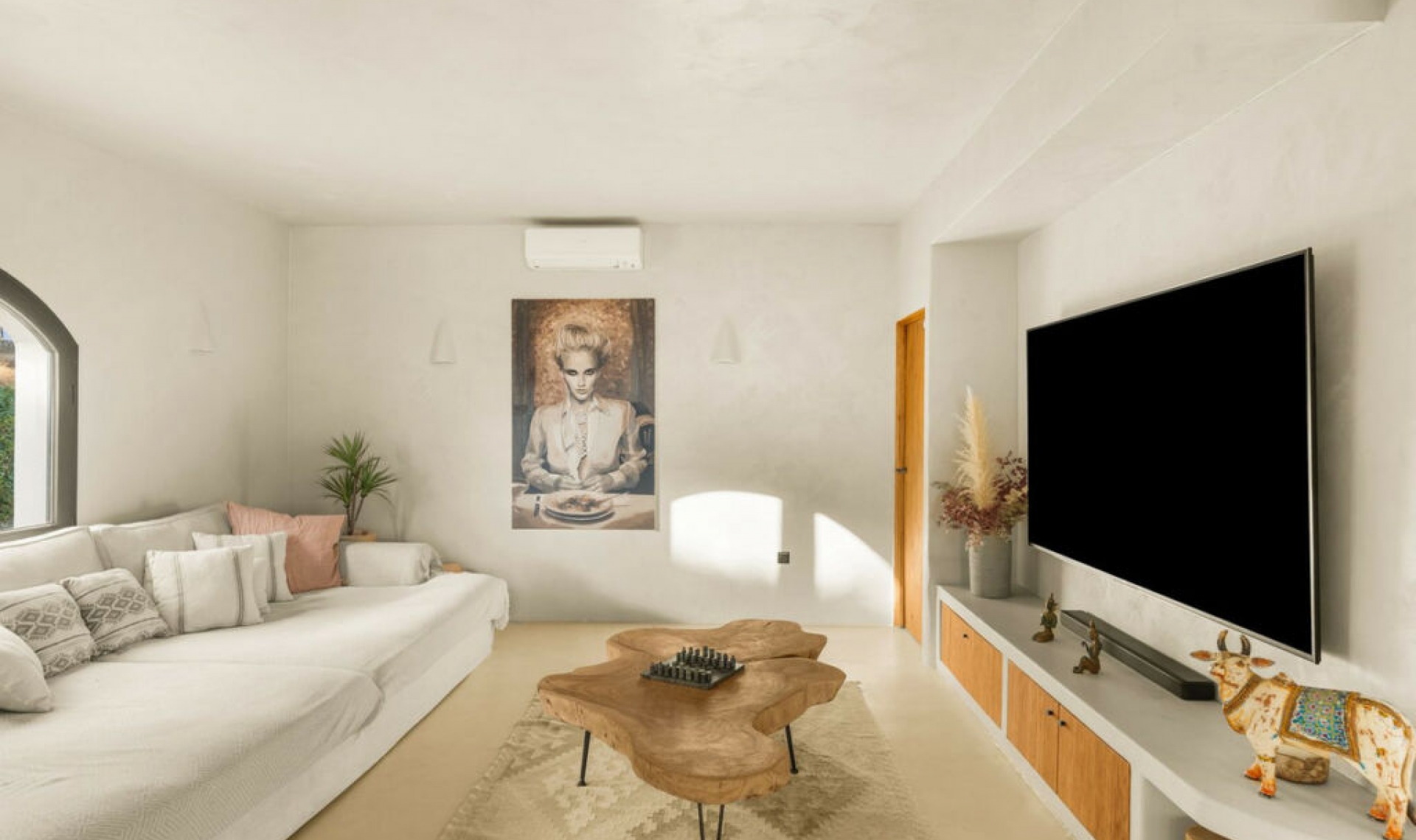 Resale - House -
La Cala de Mijas