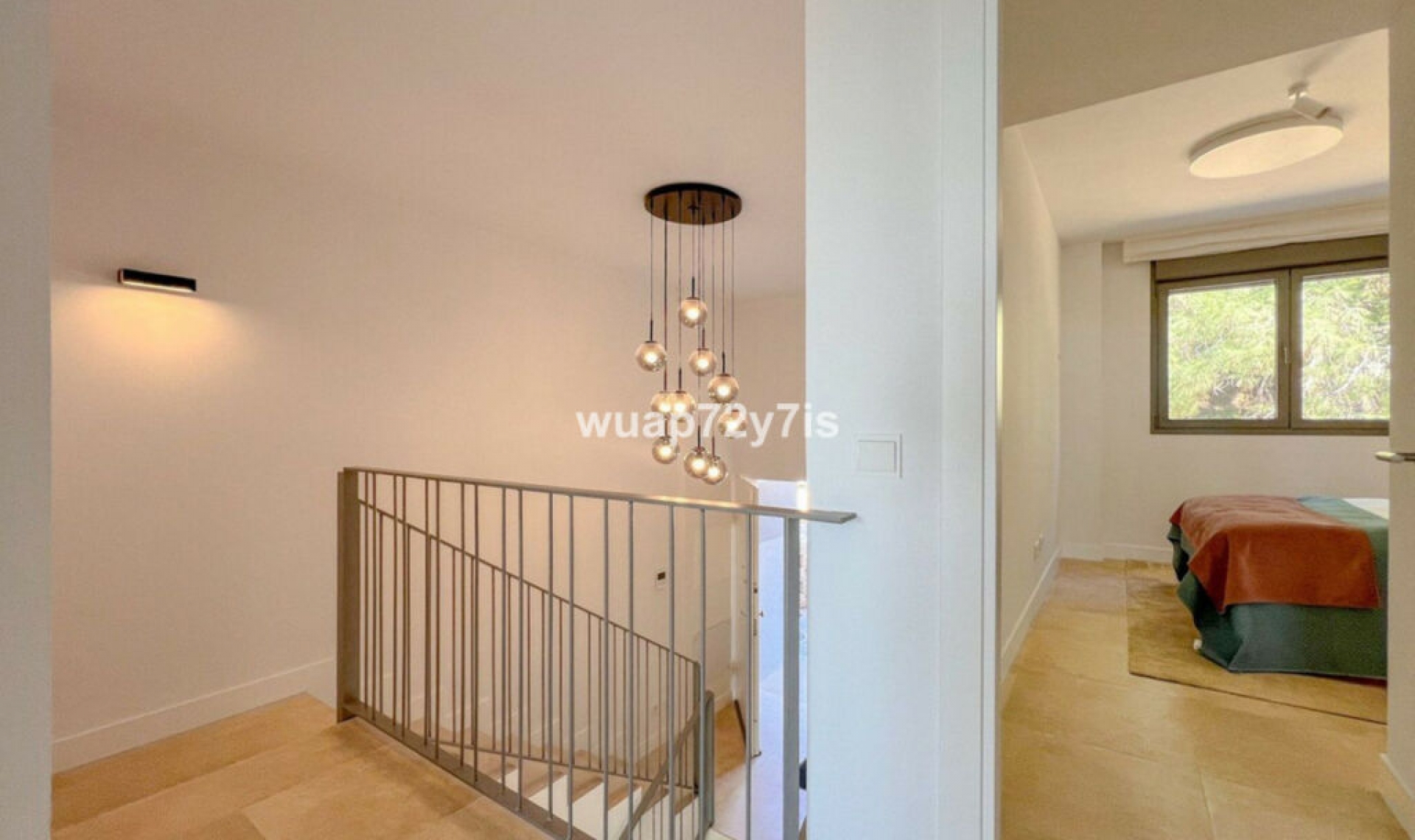 Resale - House -
La Cala de Mijas