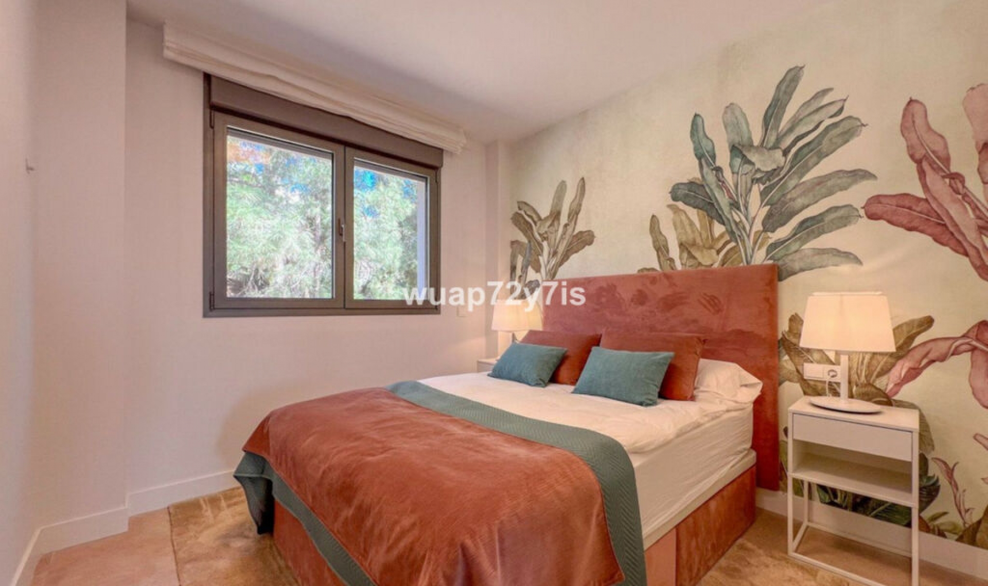Resale - House -
La Cala de Mijas