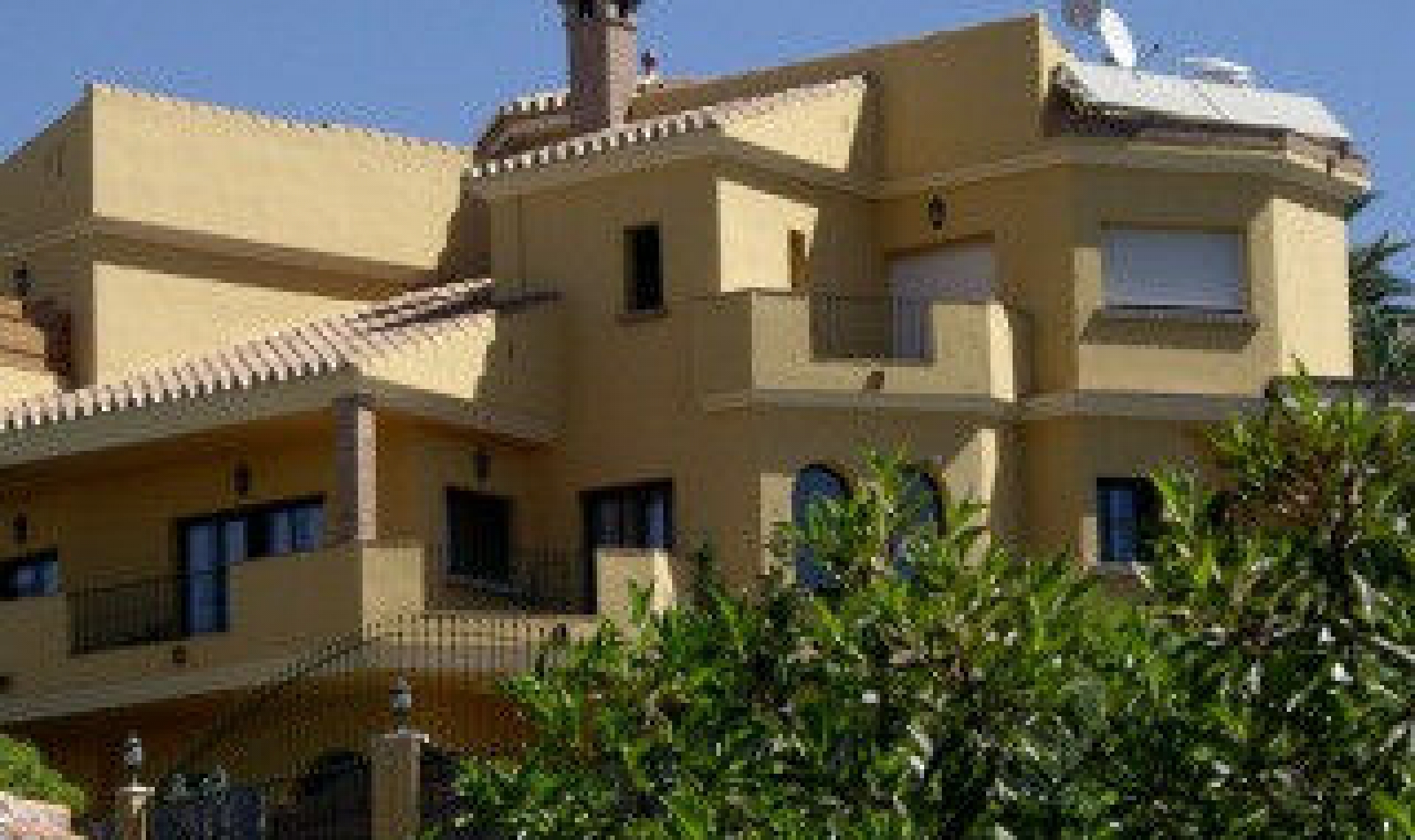 Resale - House -
La Cala del Moral