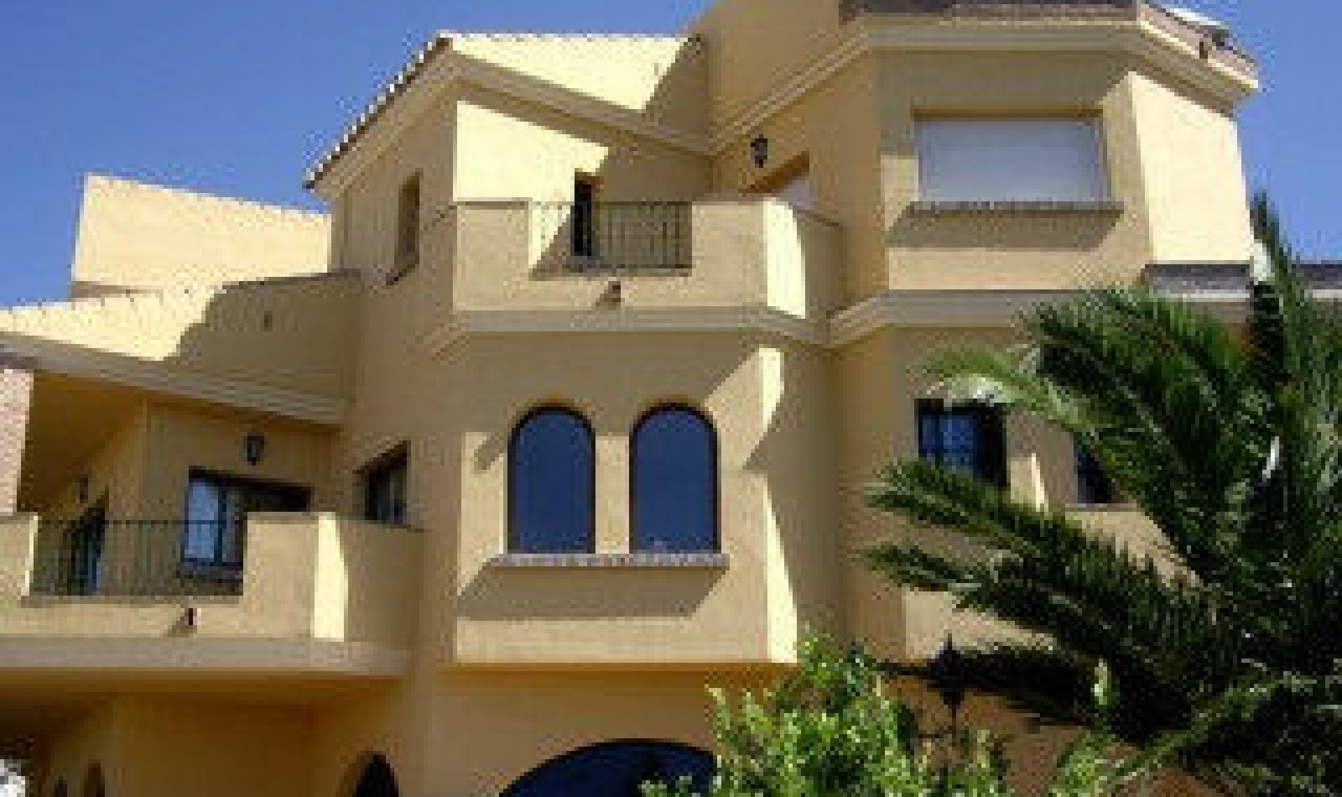 Resale - House -
La Cala del Moral