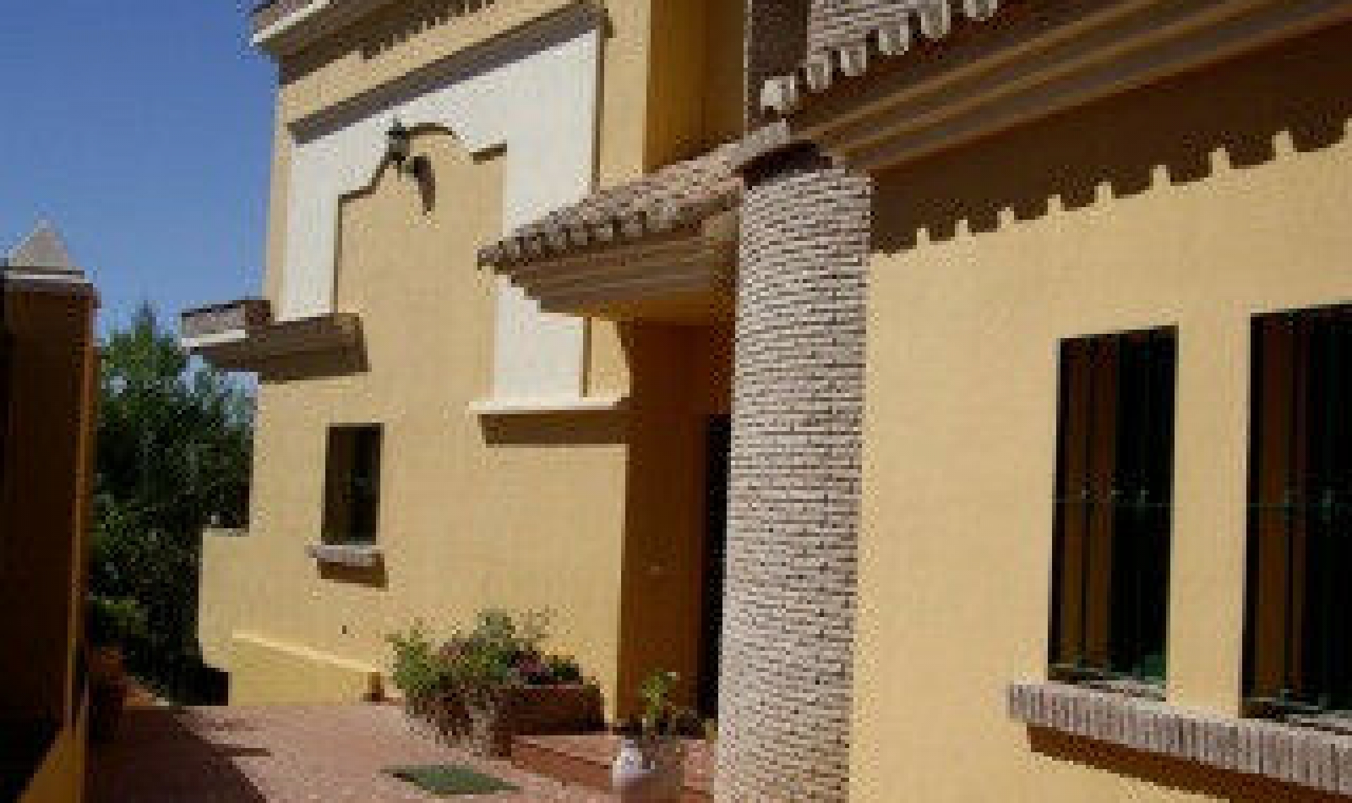 Resale - House -
La Cala del Moral