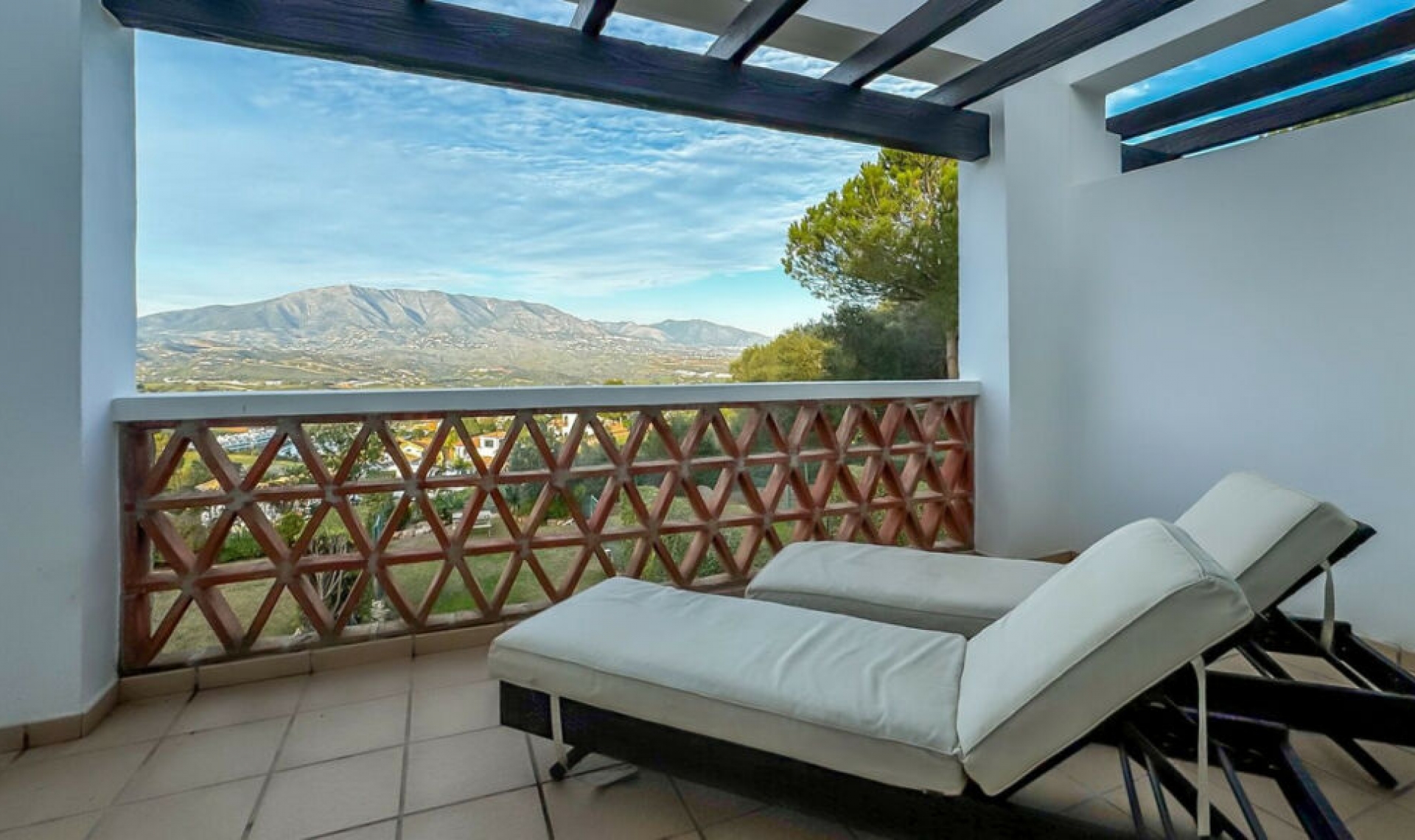 Resale - House -
La Cala Golf